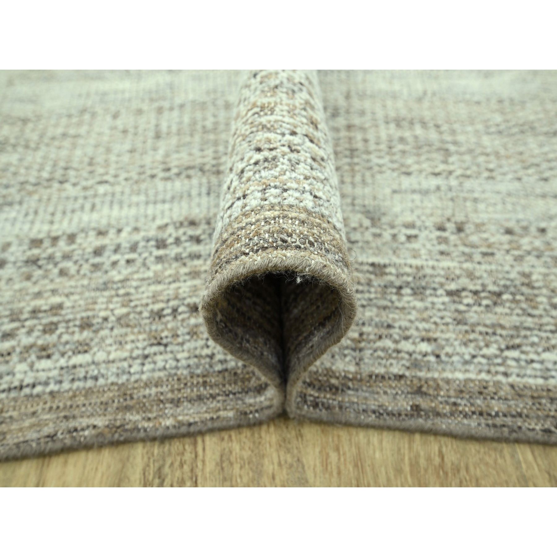 Modern-and-Contemporary-Hand-Knotted-Rug-385355