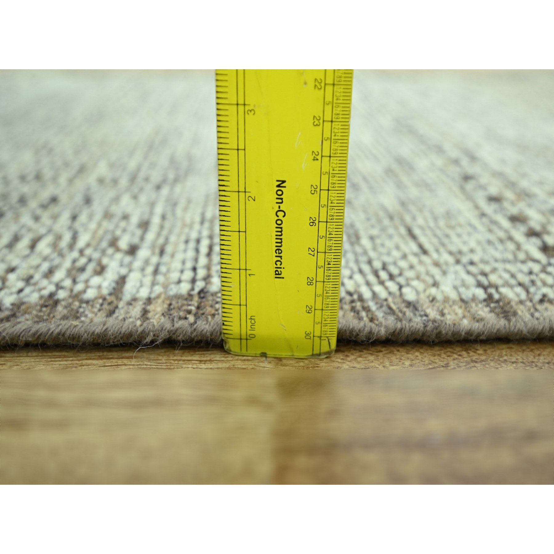 Modern-and-Contemporary-Hand-Knotted-Rug-385370