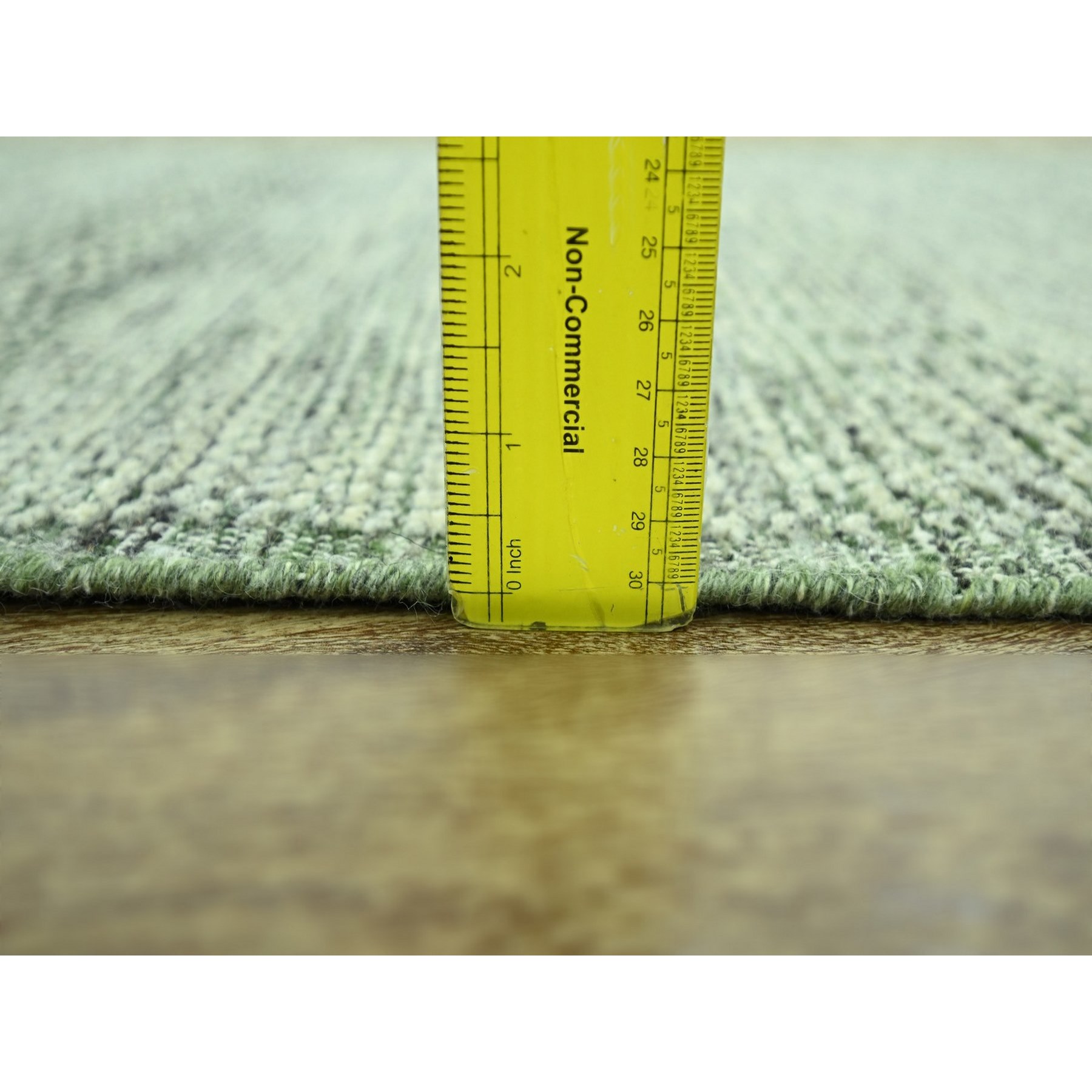 Modern-and-Contemporary-Hand-Knotted-Rug-385395