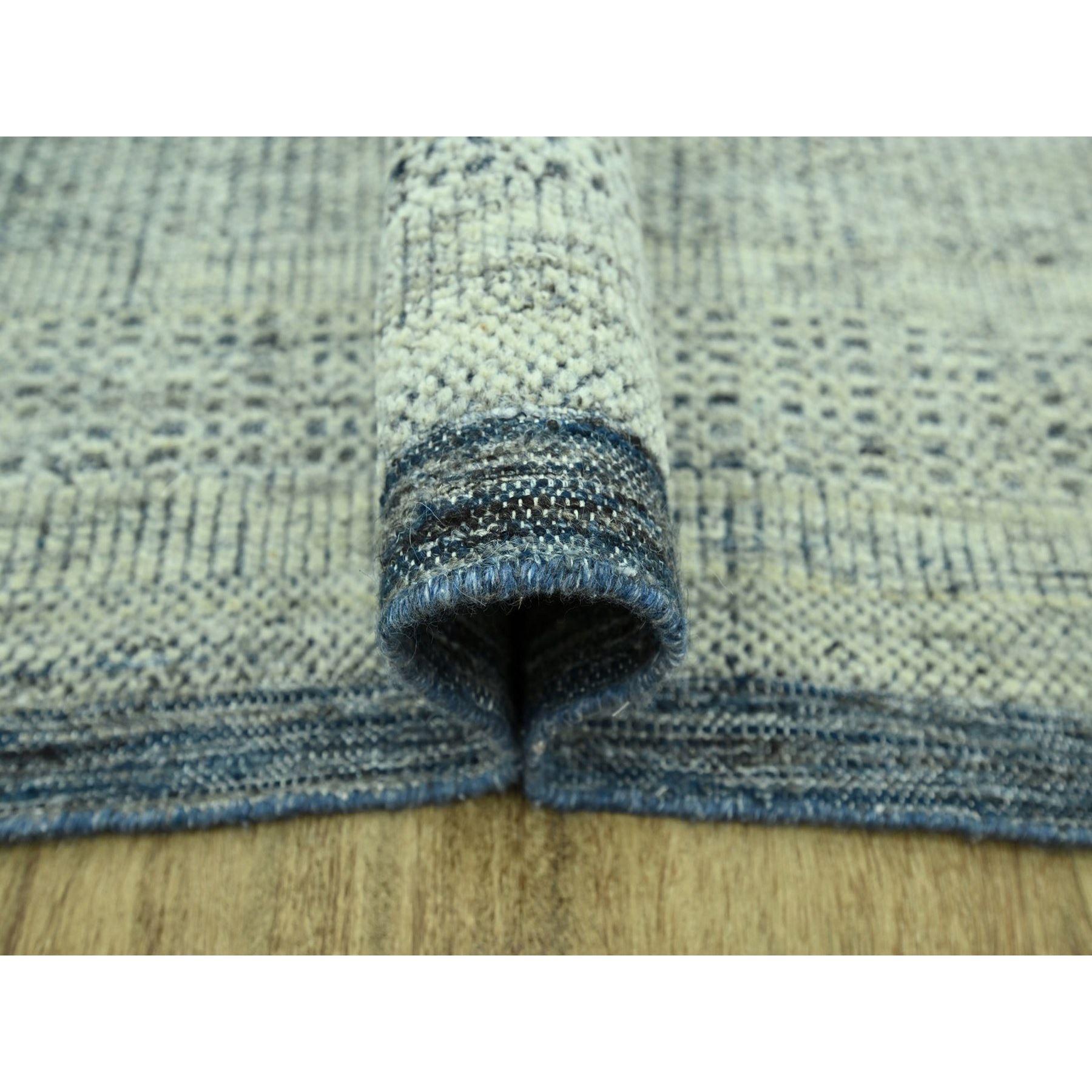 Modern-and-Contemporary-Hand-Knotted-Rug-385420