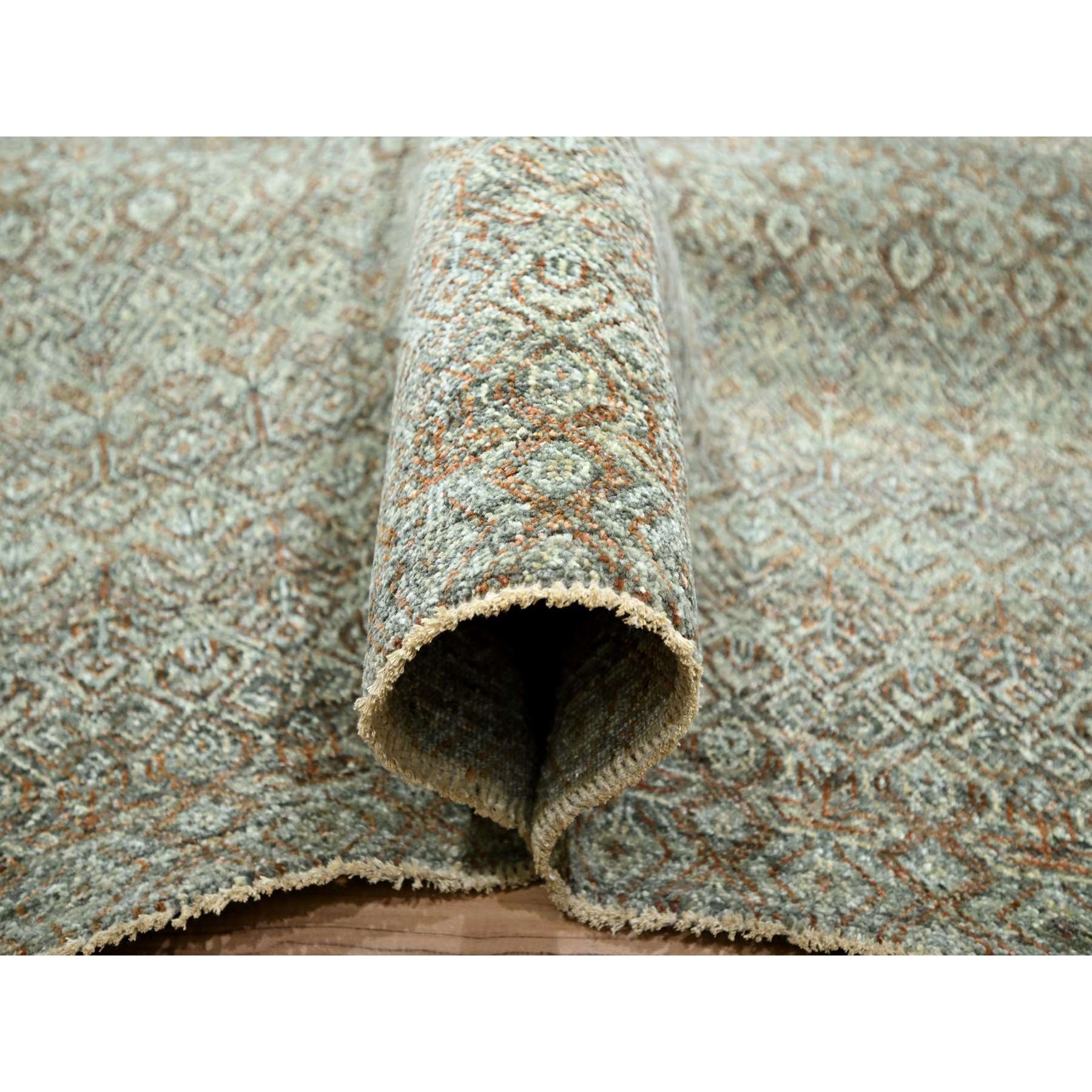 Modern-and-Contemporary-Hand-Knotted-Rug-385425