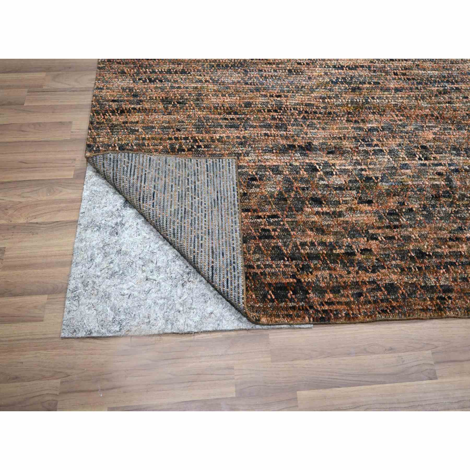 Modern-and-Contemporary-Hand-Knotted-Rug-385510