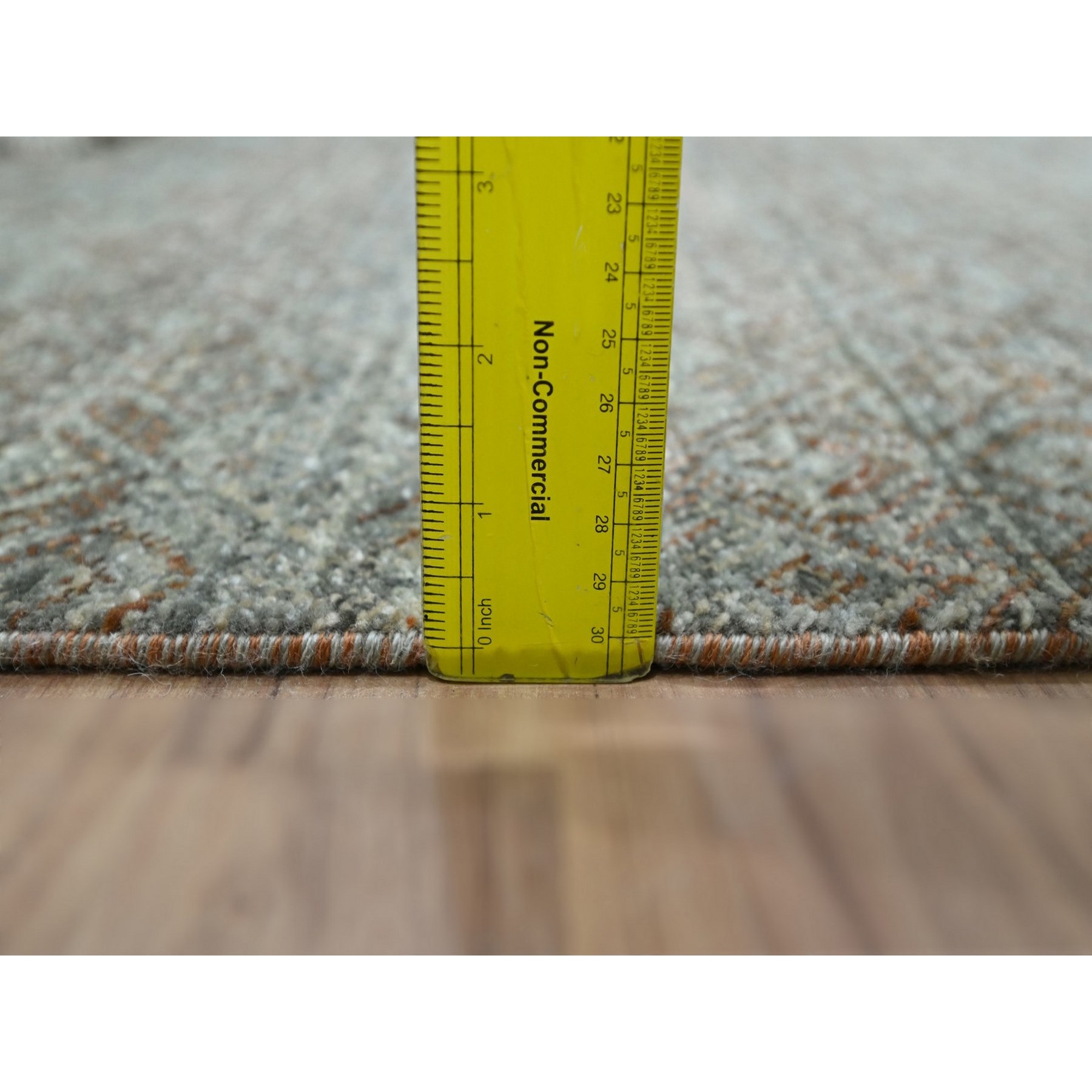 Modern-and-Contemporary-Hand-Knotted-Rug-385575