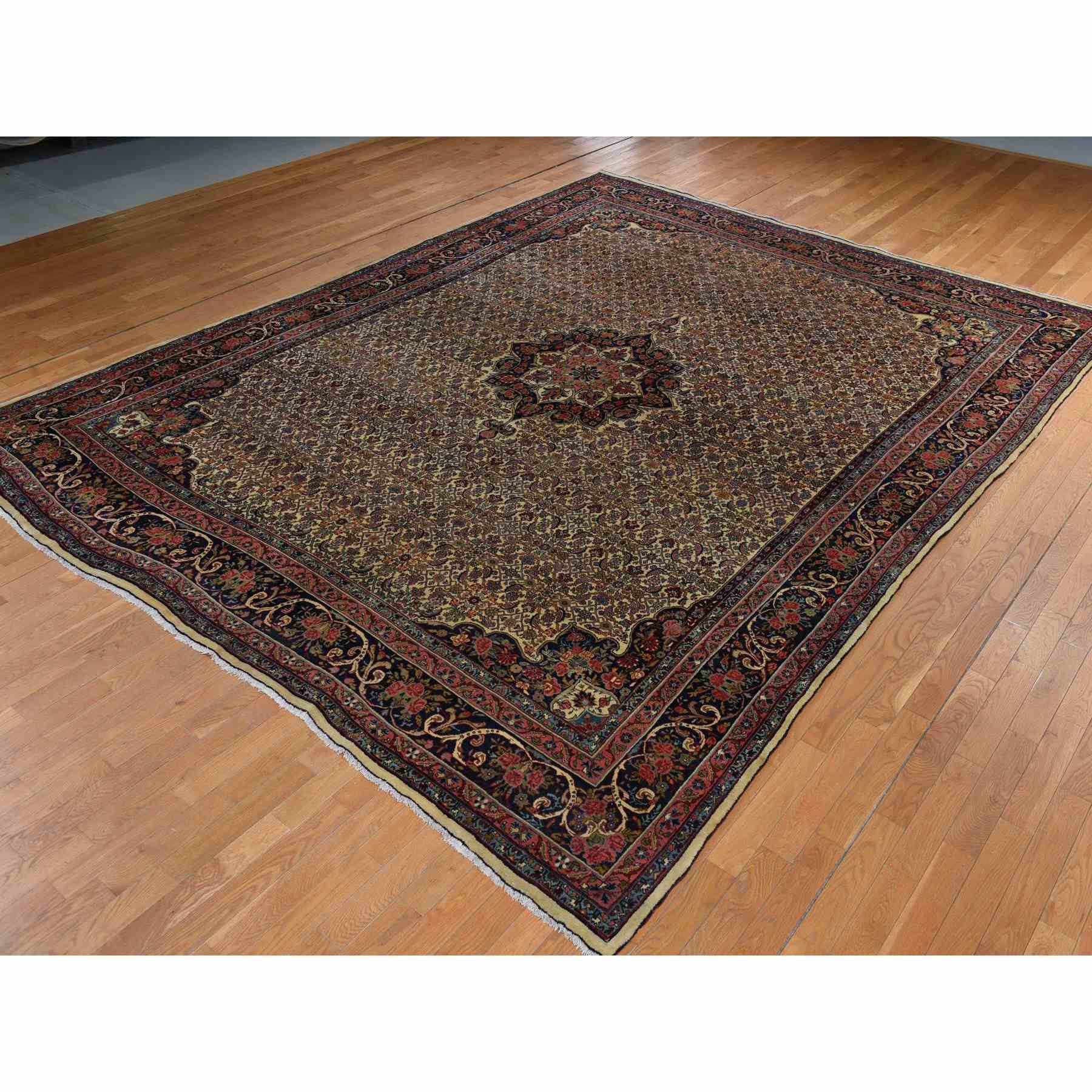 Antique-Hand-Knotted-Rug-391865