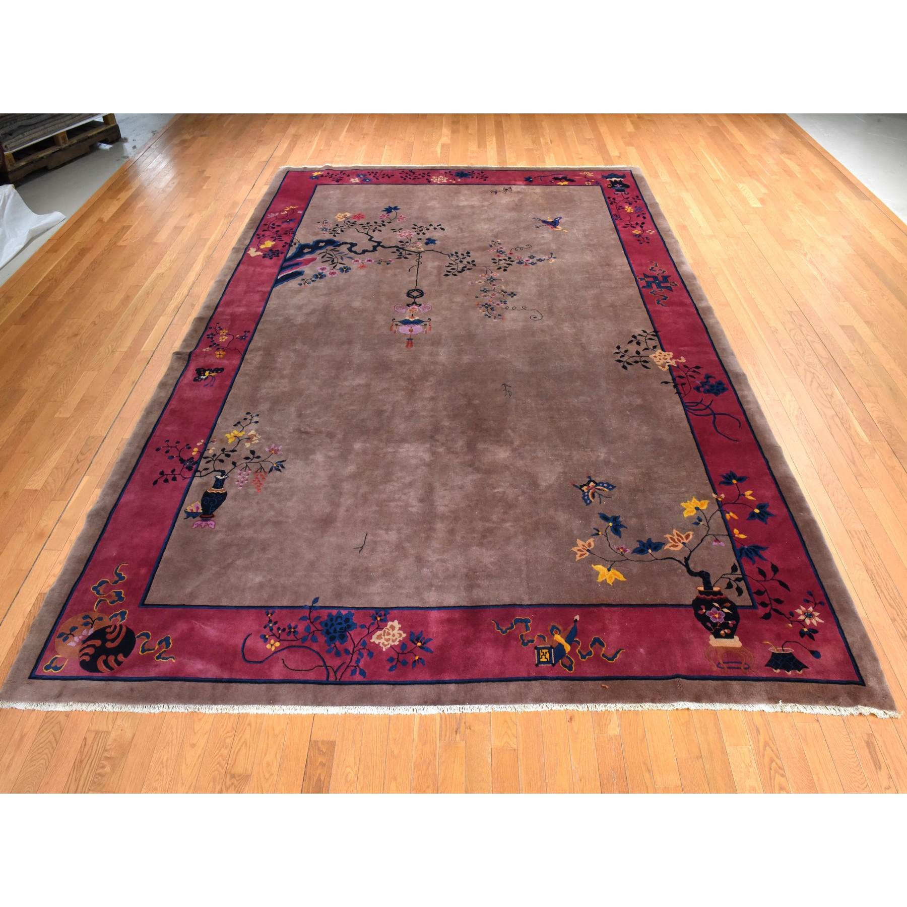 Antique-Hand-Knotted-Rug-392090
