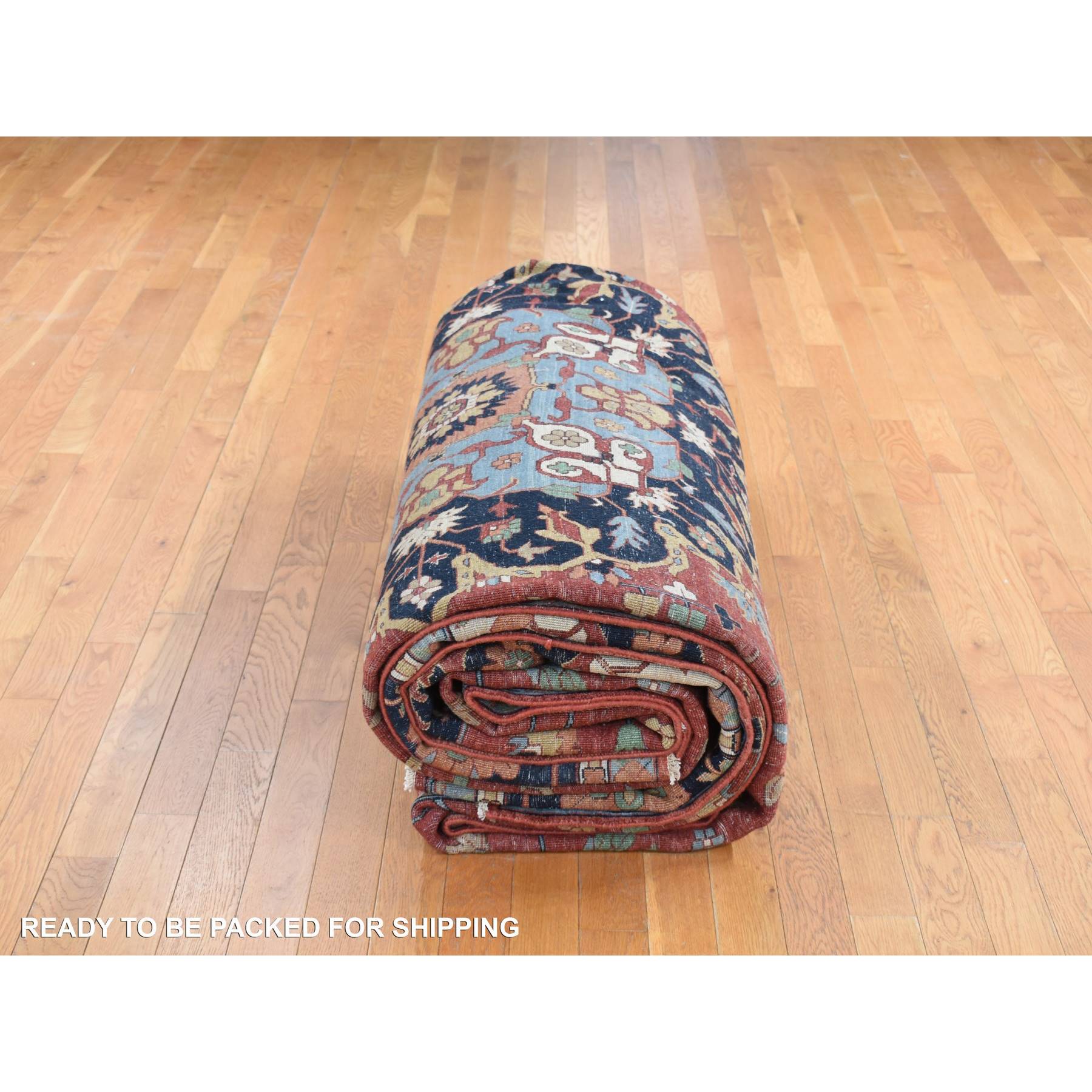Heriz-Hand-Knotted-Rug-390045