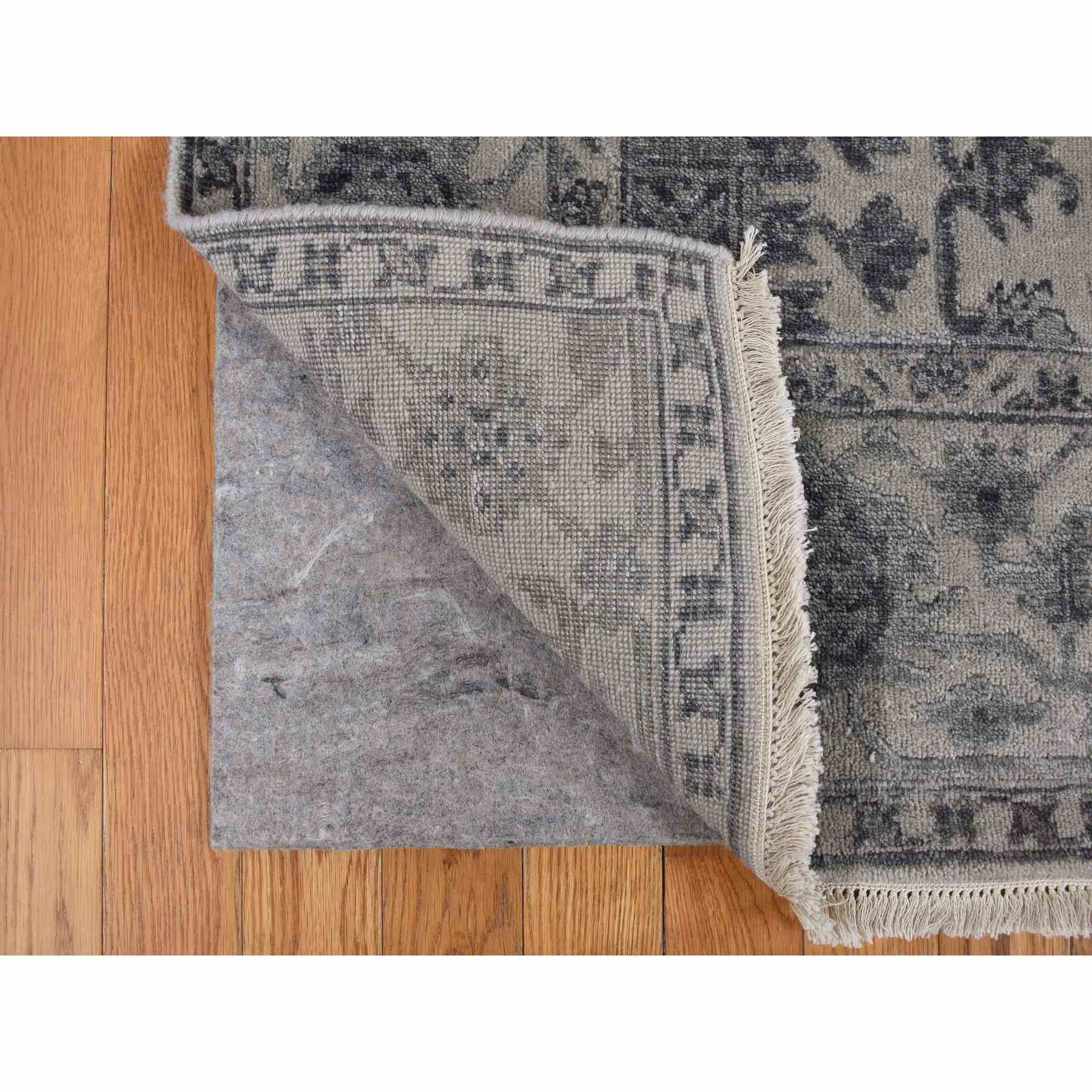 Heriz-Hand-Knotted-Rug-390245