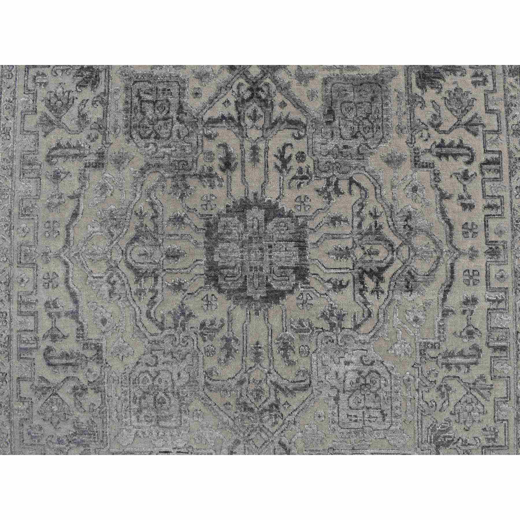 Heriz-Hand-Knotted-Rug-390245