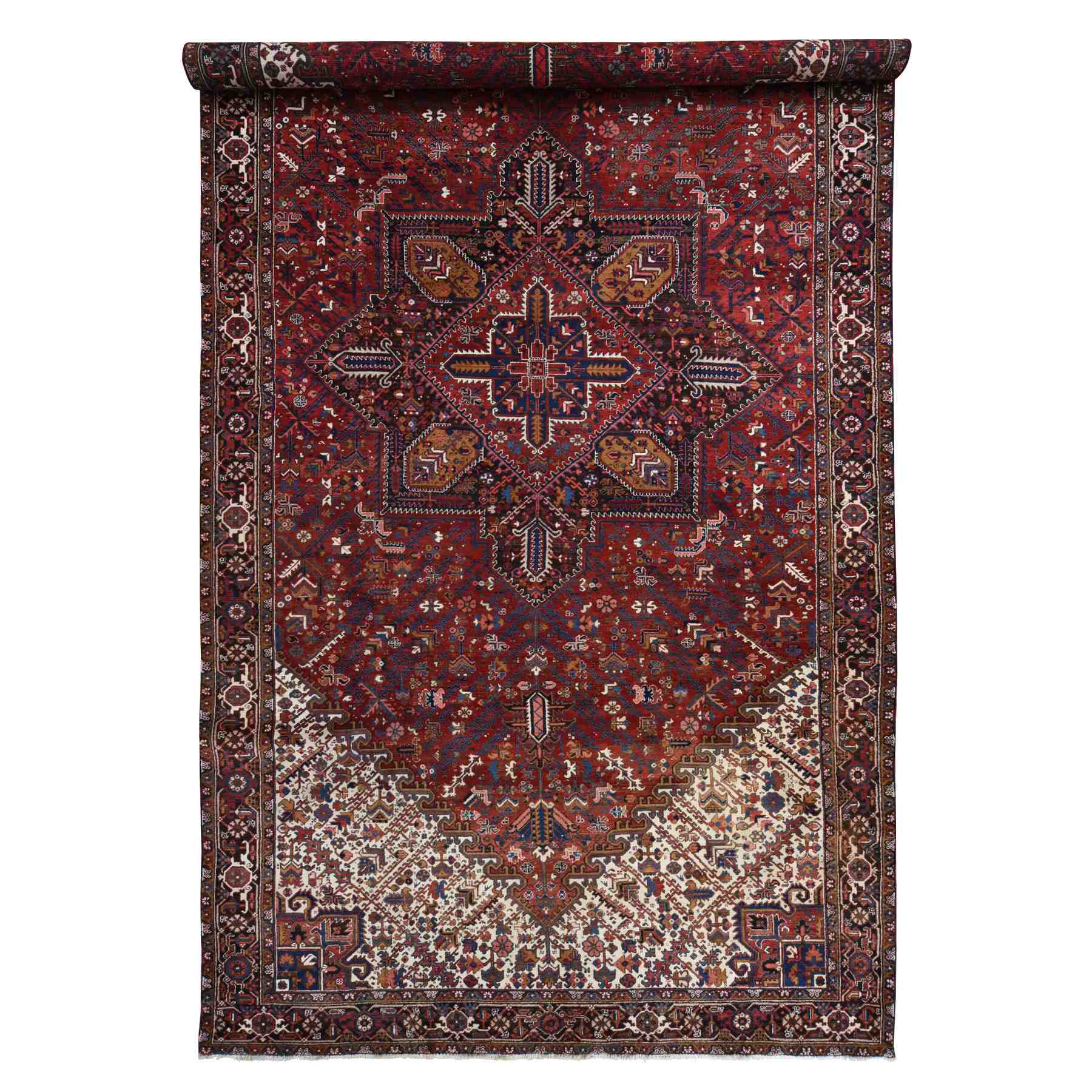 Heriz-Hand-Knotted-Rug-390860