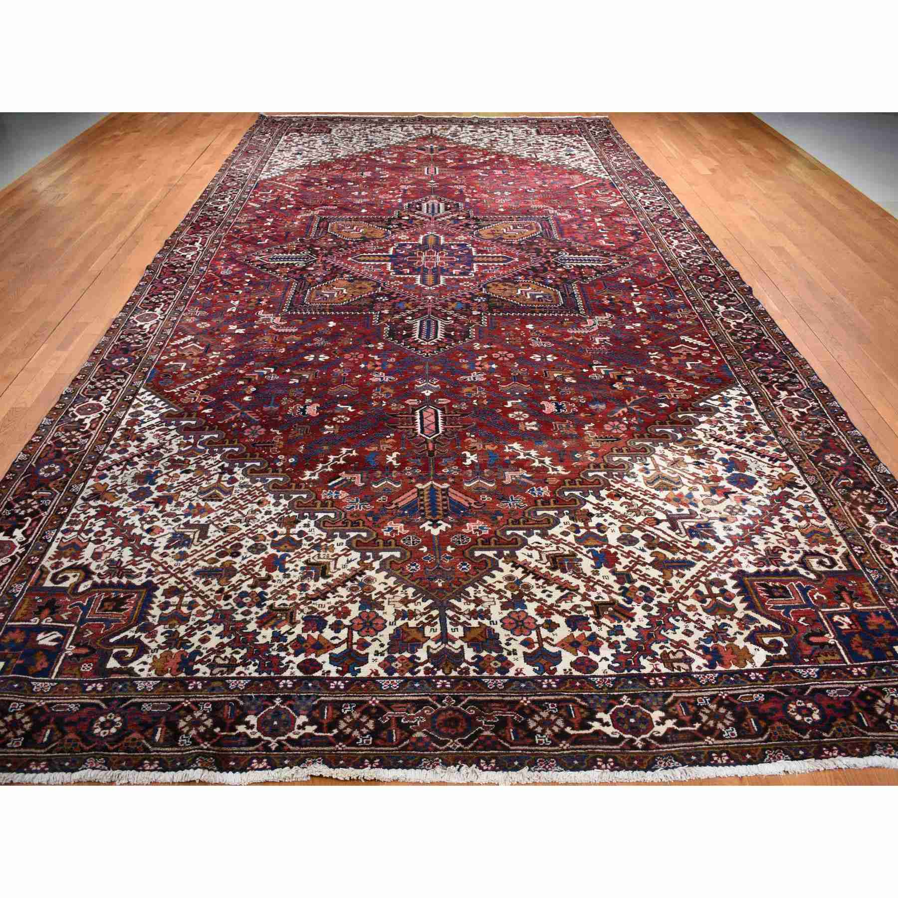 Heriz-Hand-Knotted-Rug-390860