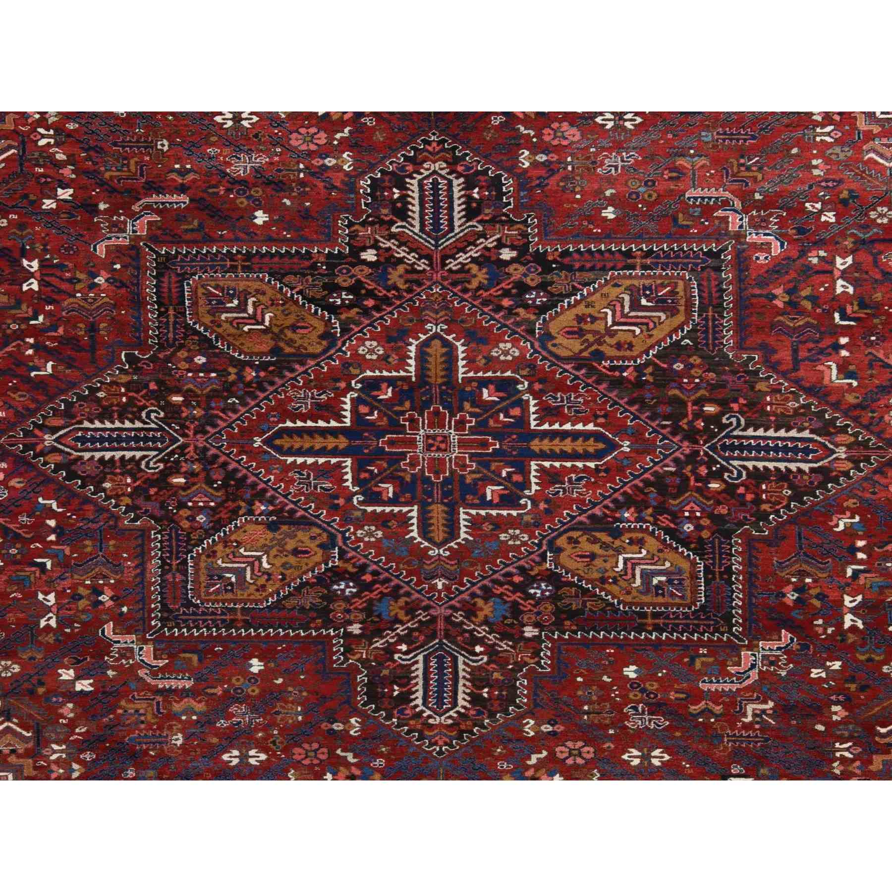 Heriz-Hand-Knotted-Rug-390860