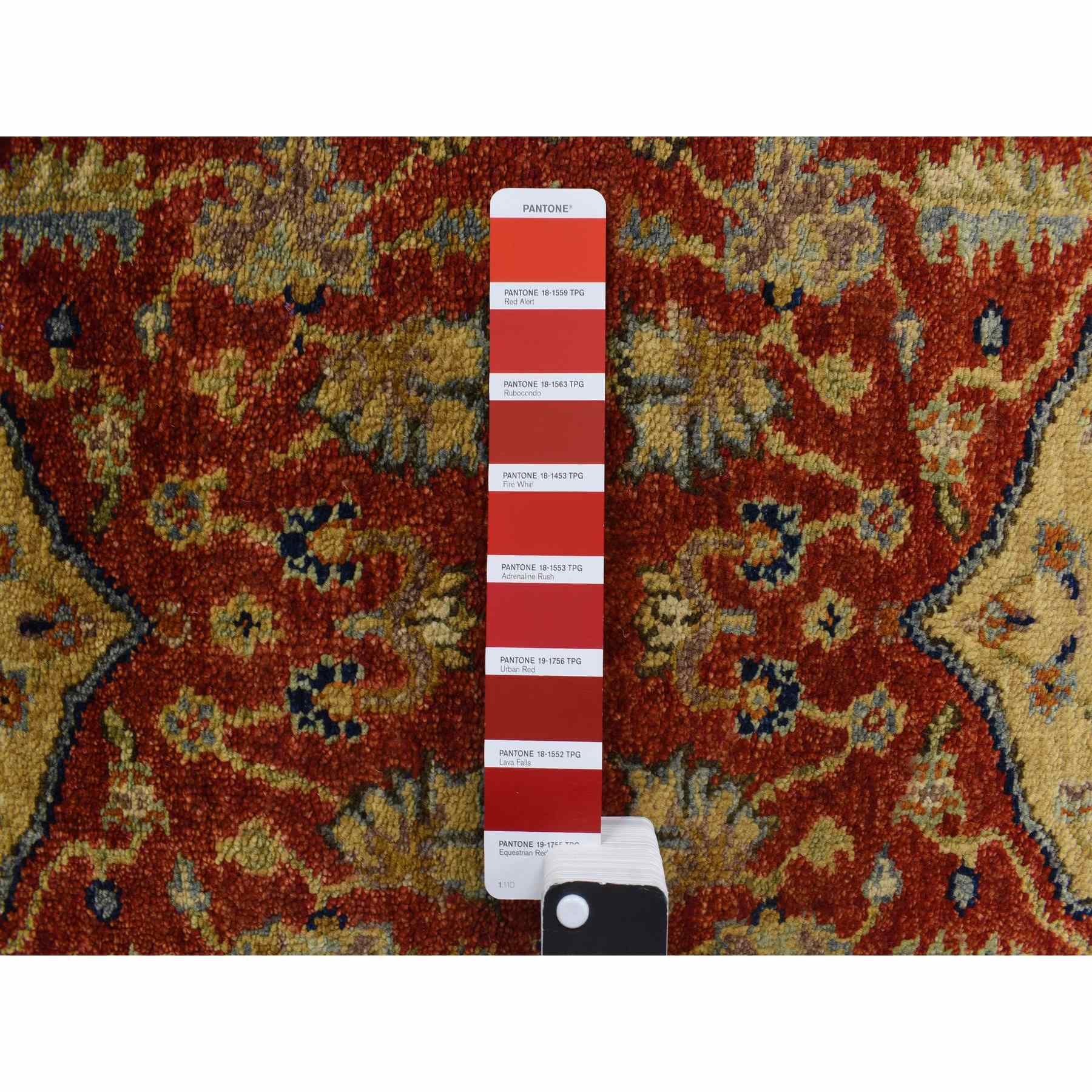 Heriz-Hand-Knotted-Rug-391045