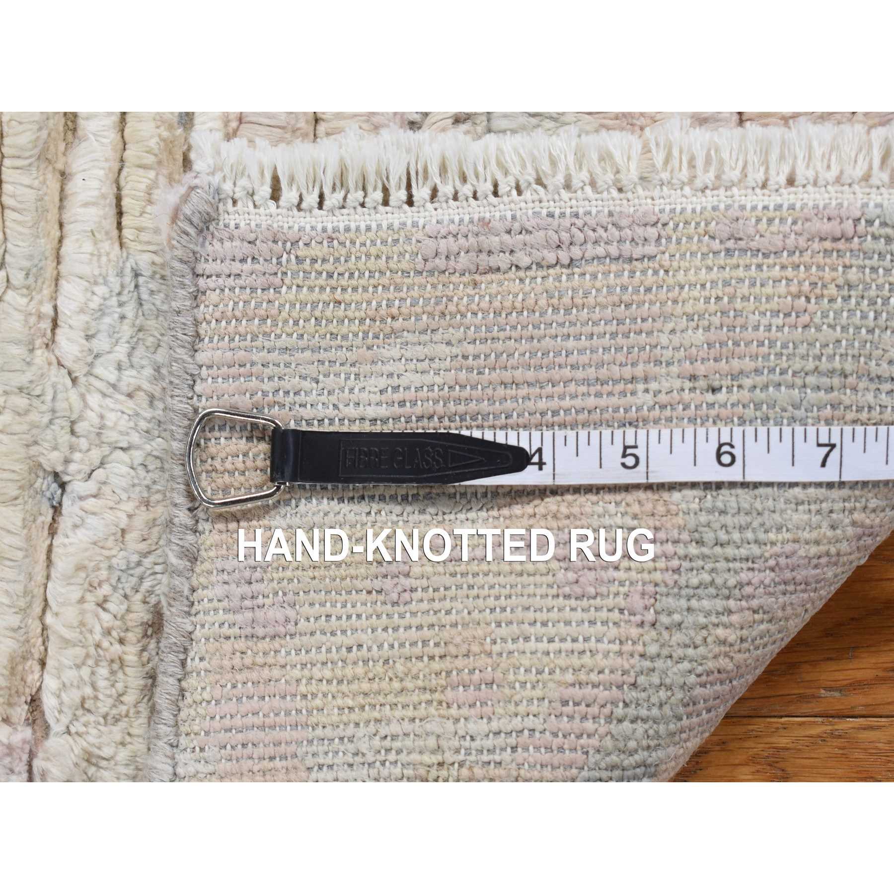 Modern-and-Contemporary-Hand-Knotted-Rug-390090