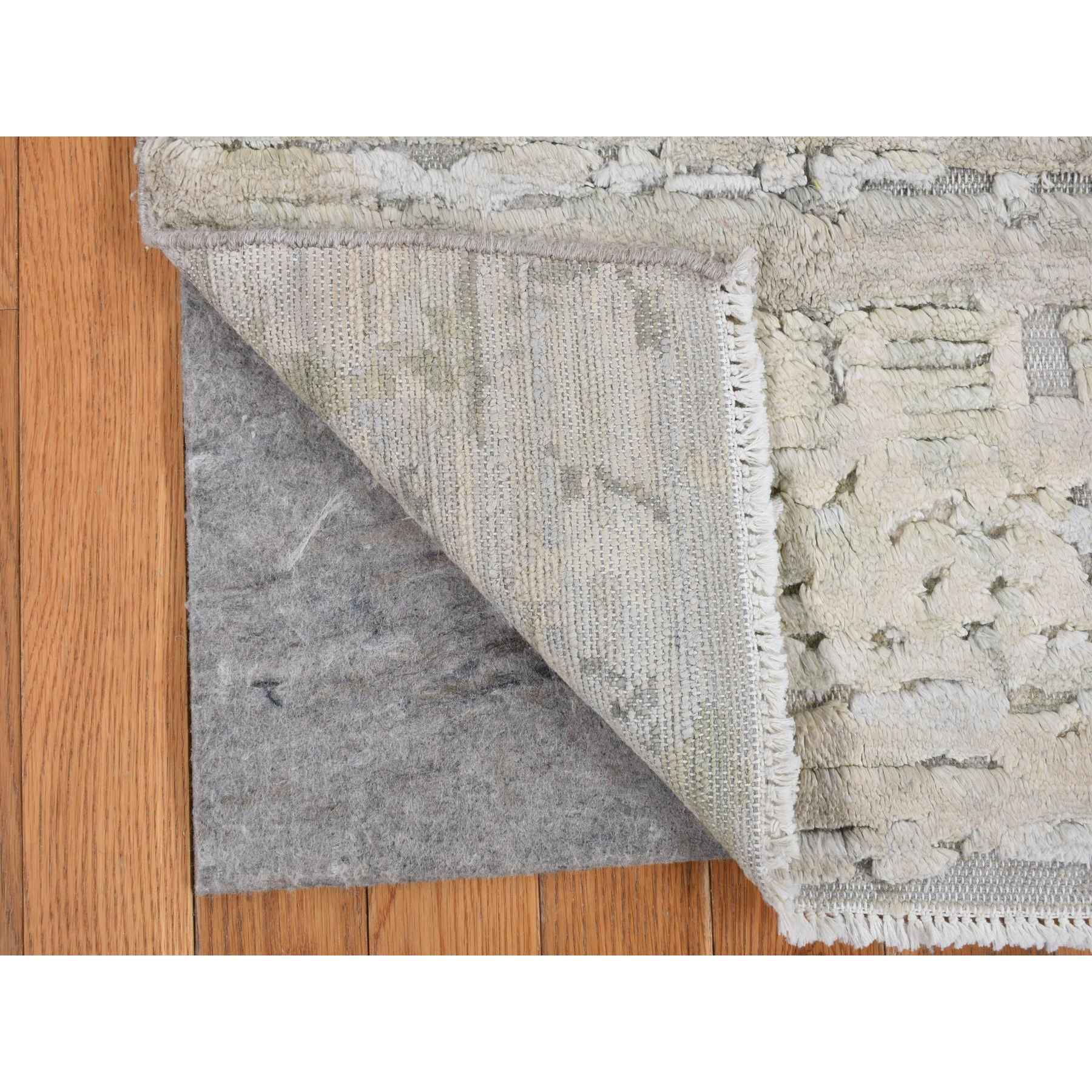 Modern-and-Contemporary-Hand-Knotted-Rug-390100