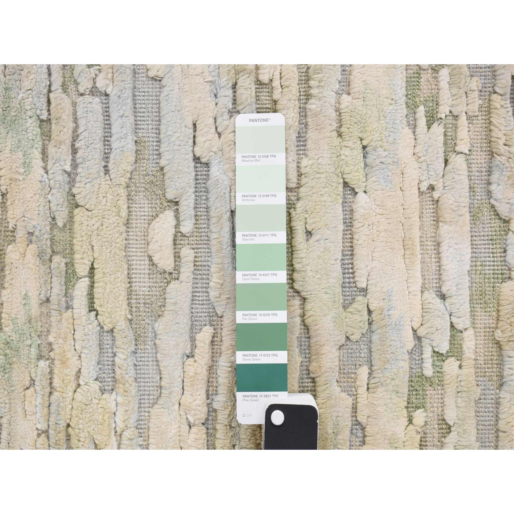 Modern-and-Contemporary-Hand-Knotted-Rug-390110