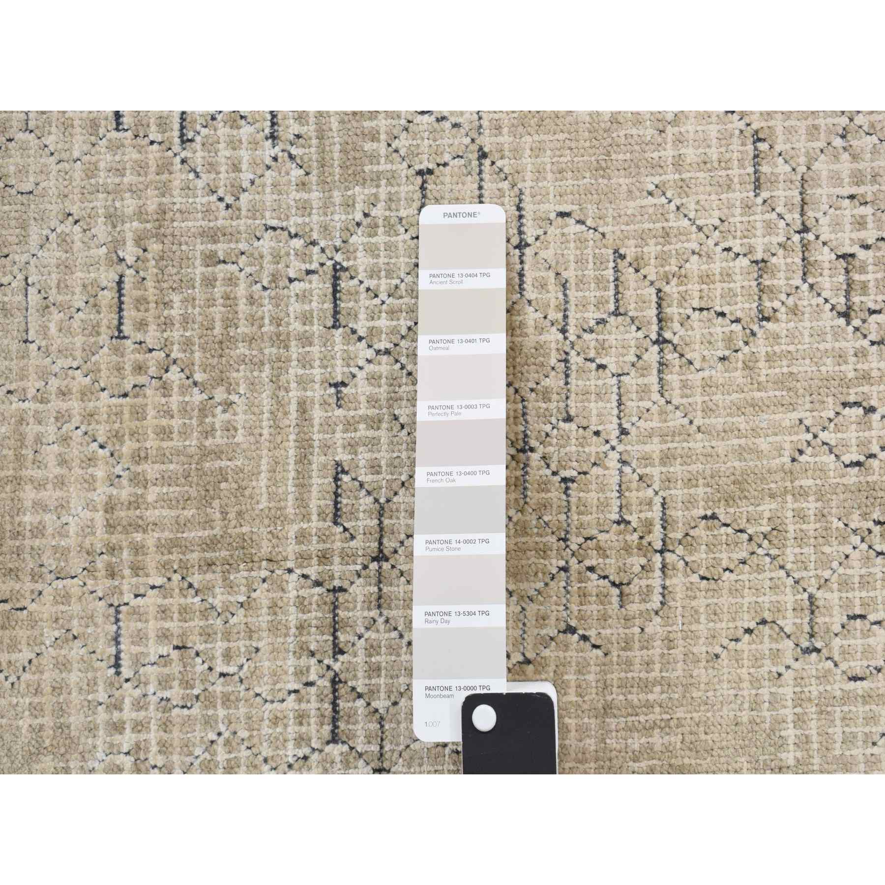 Modern-and-Contemporary-Hand-Knotted-Rug-390135