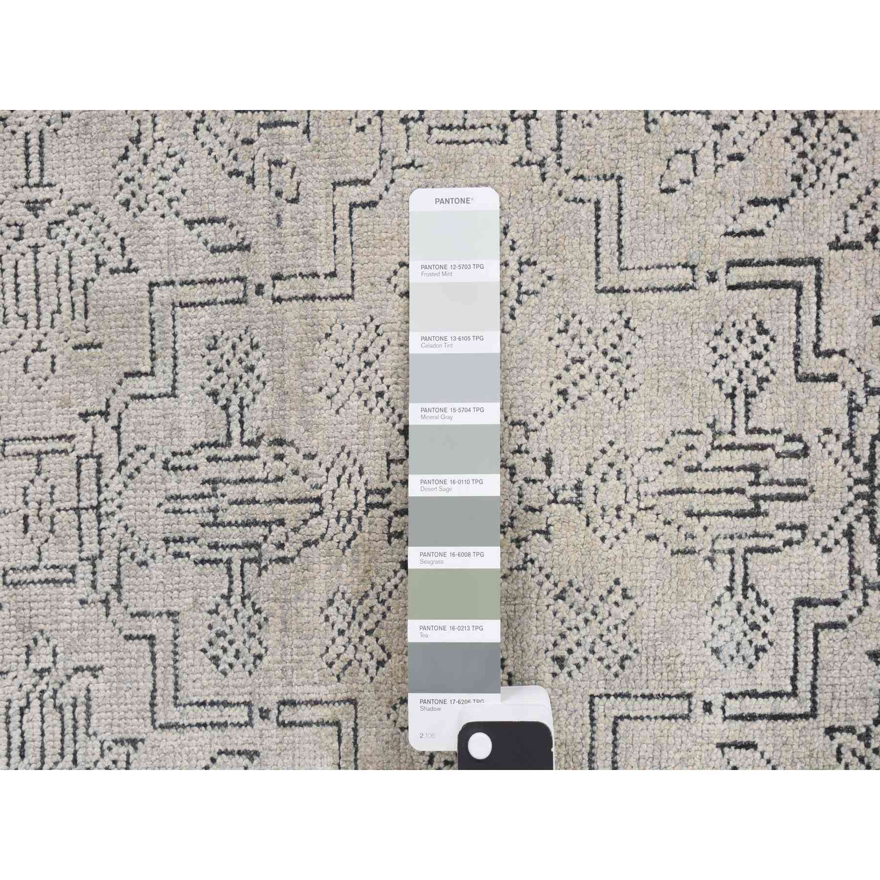Modern-and-Contemporary-Hand-Knotted-Rug-390145
