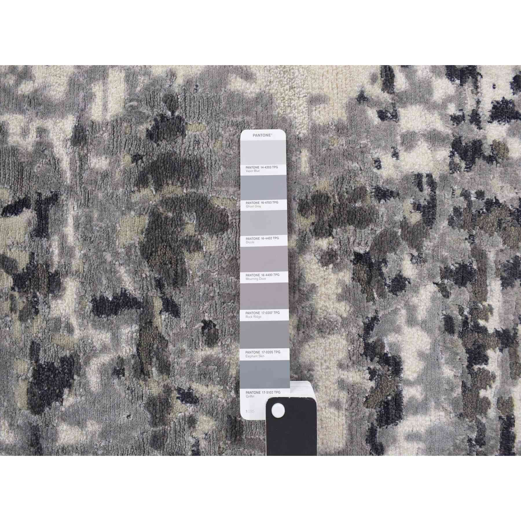 Modern-and-Contemporary-Hand-Knotted-Rug-390255