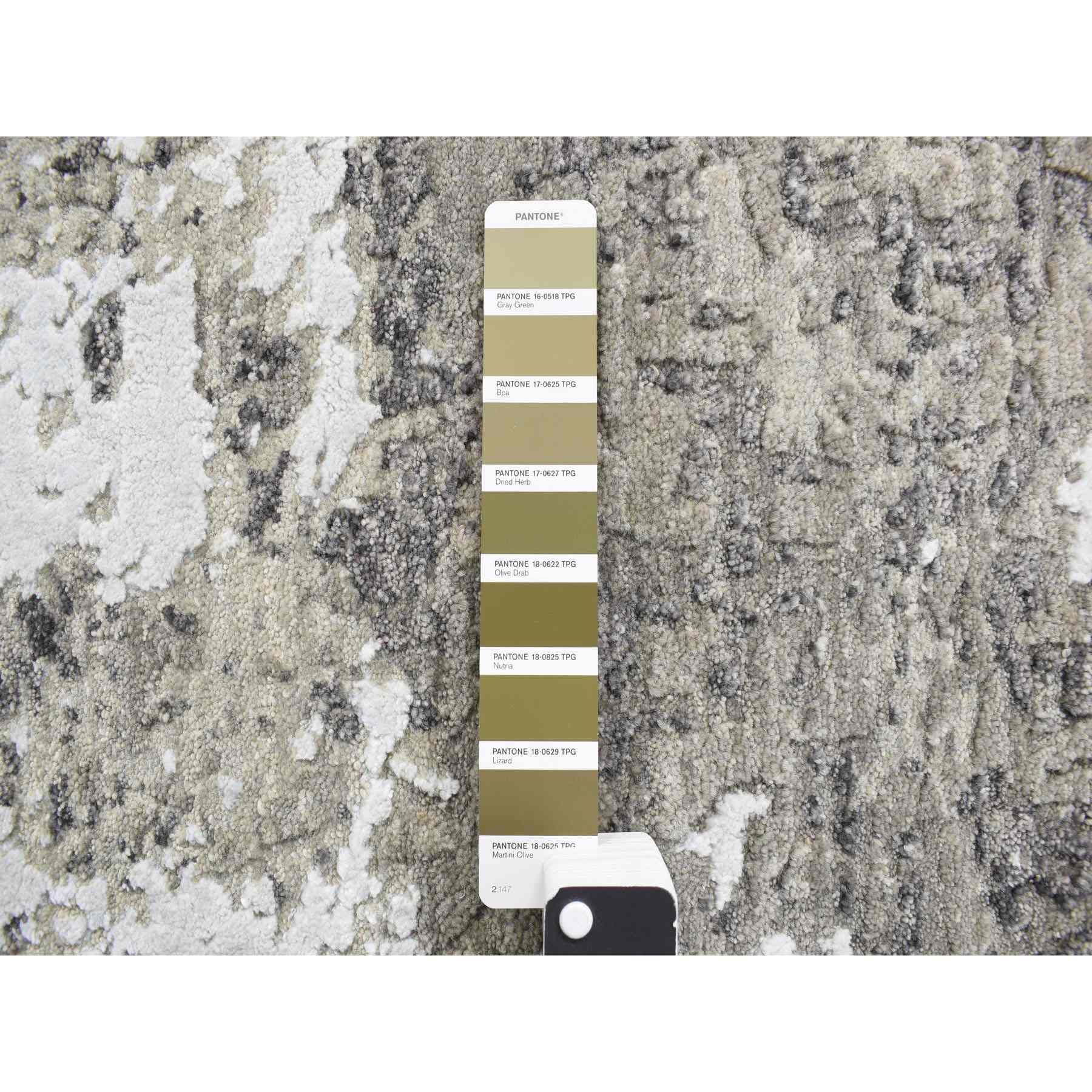 Modern-and-Contemporary-Hand-Knotted-Rug-390390