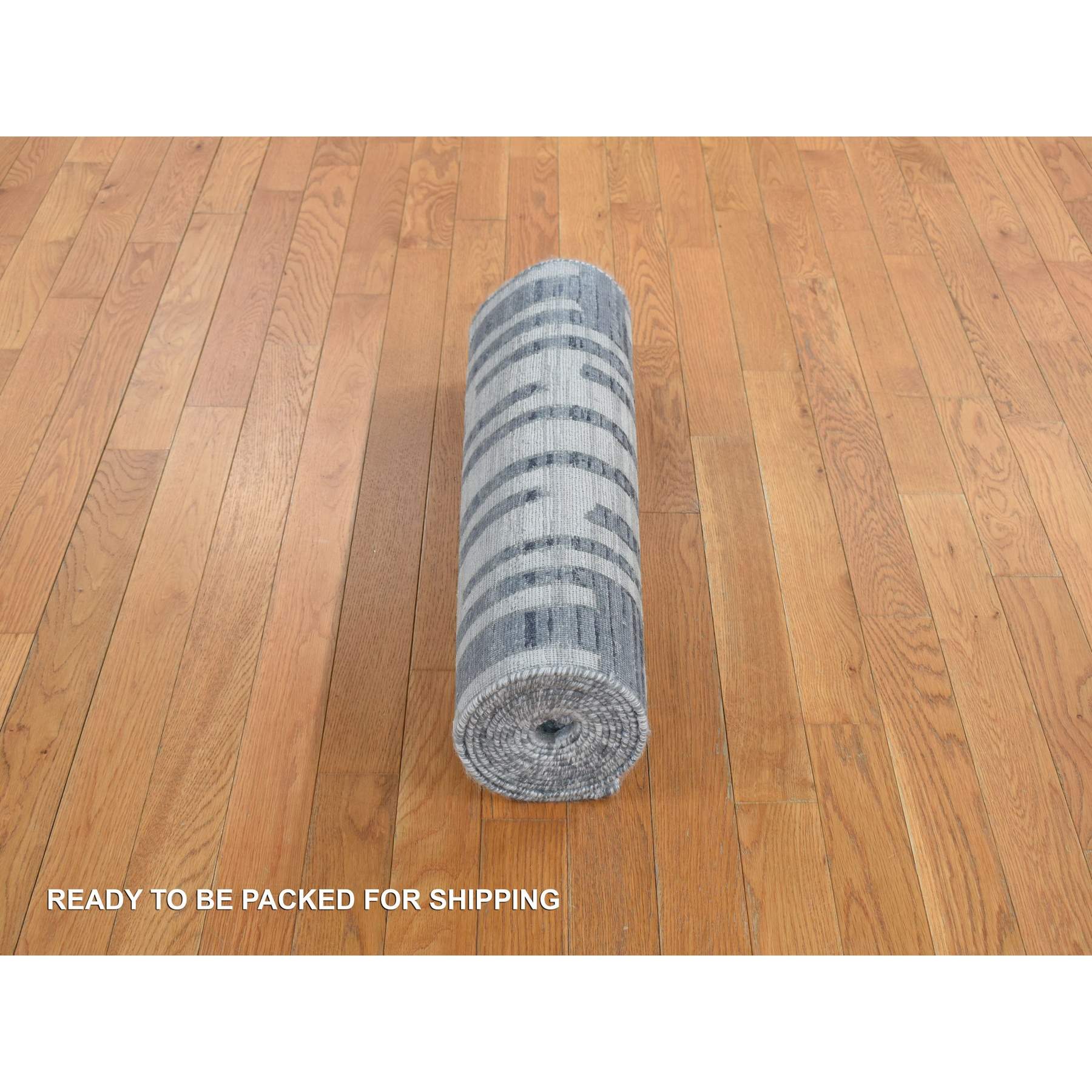 Modern-and-Contemporary-Hand-Knotted-Rug-390480