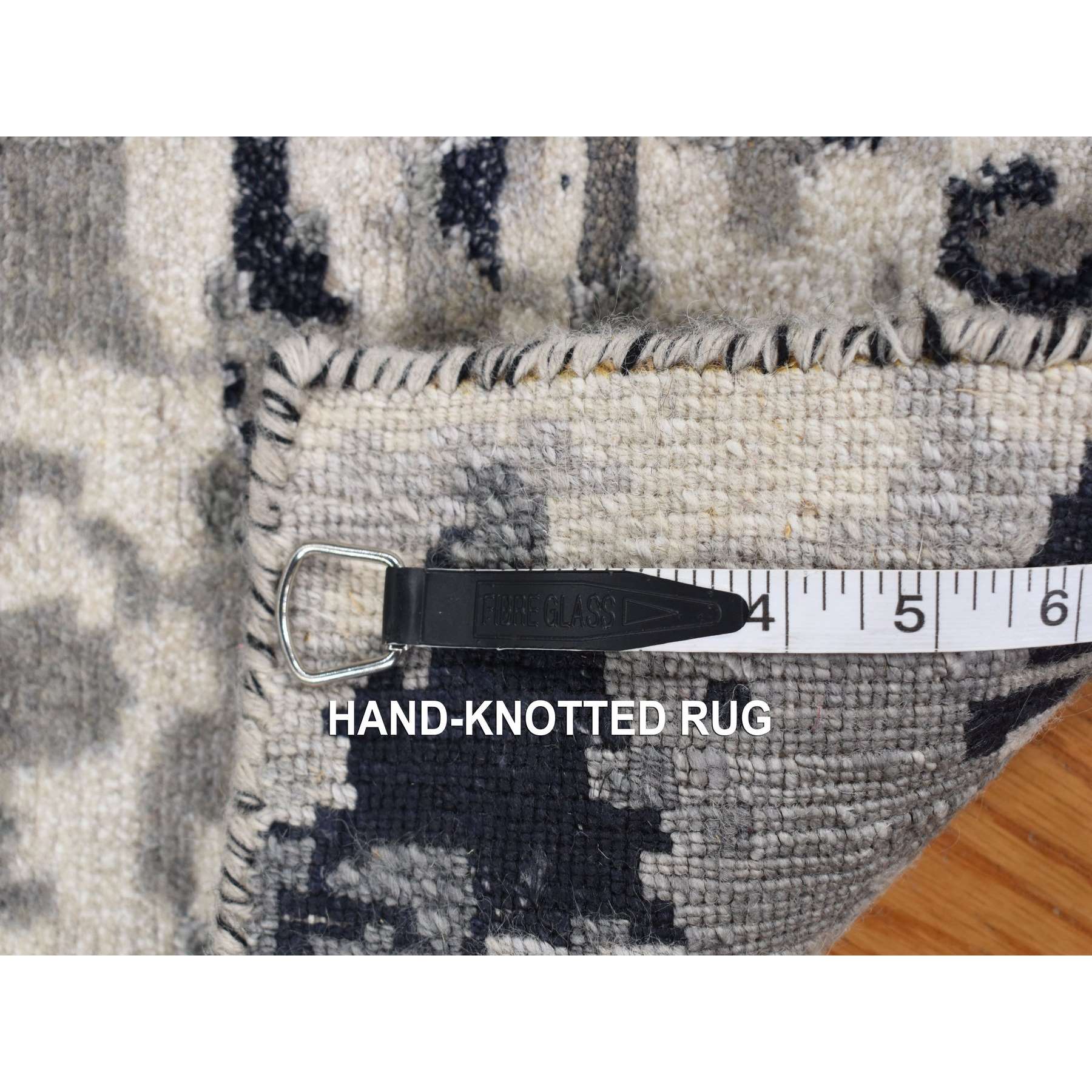 Modern-and-Contemporary-Hand-Knotted-Rug-390500