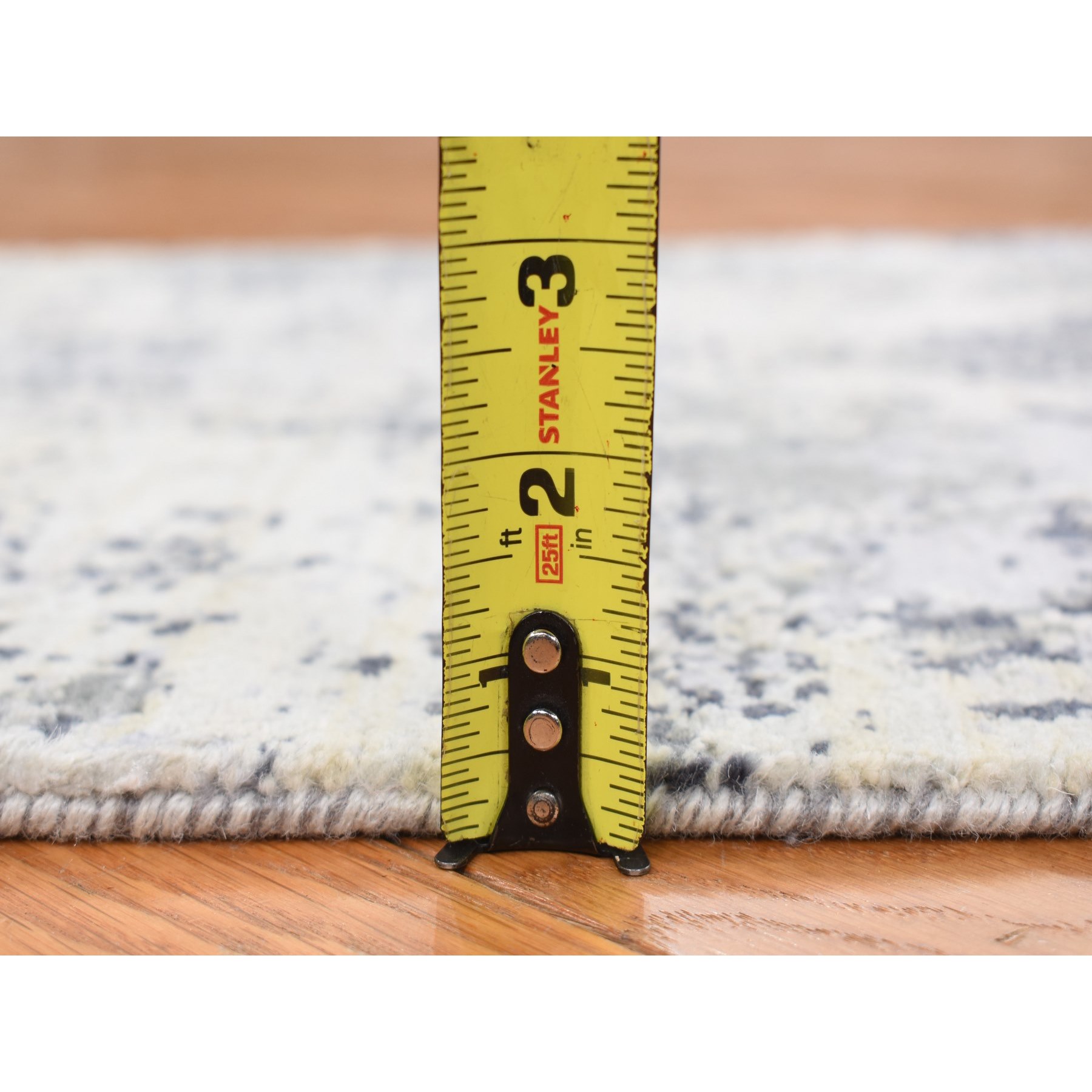 Modern-and-Contemporary-Hand-Knotted-Rug-390510