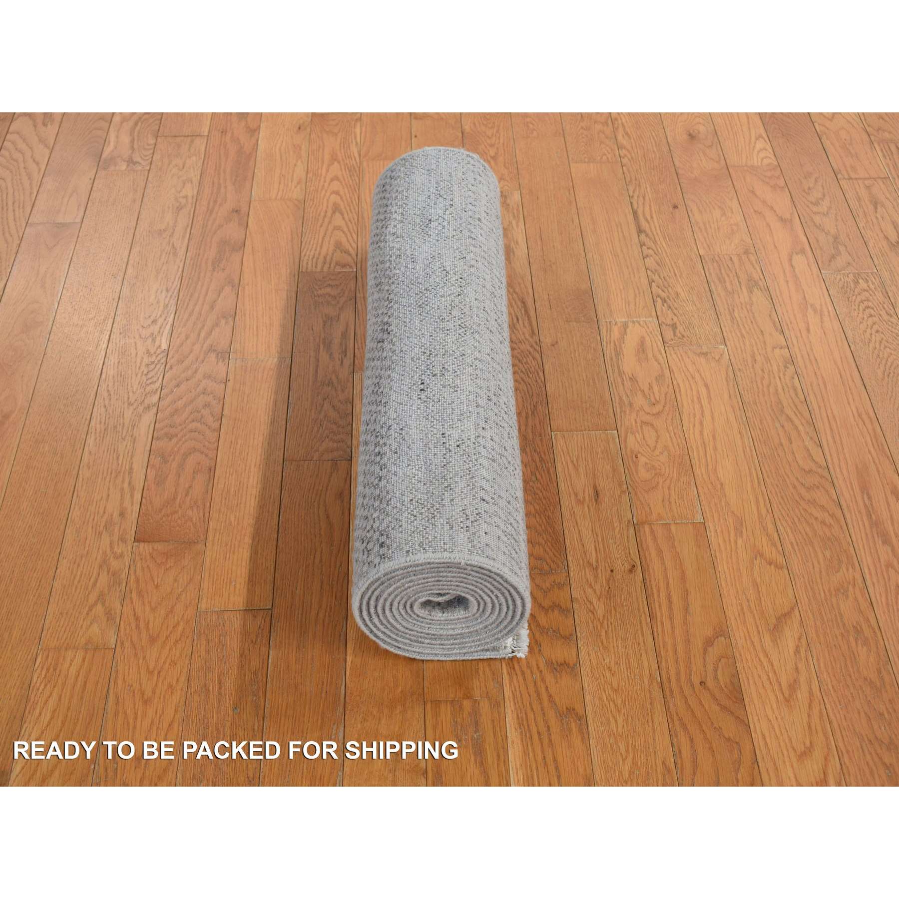 Modern-and-Contemporary-Hand-Knotted-Rug-390570