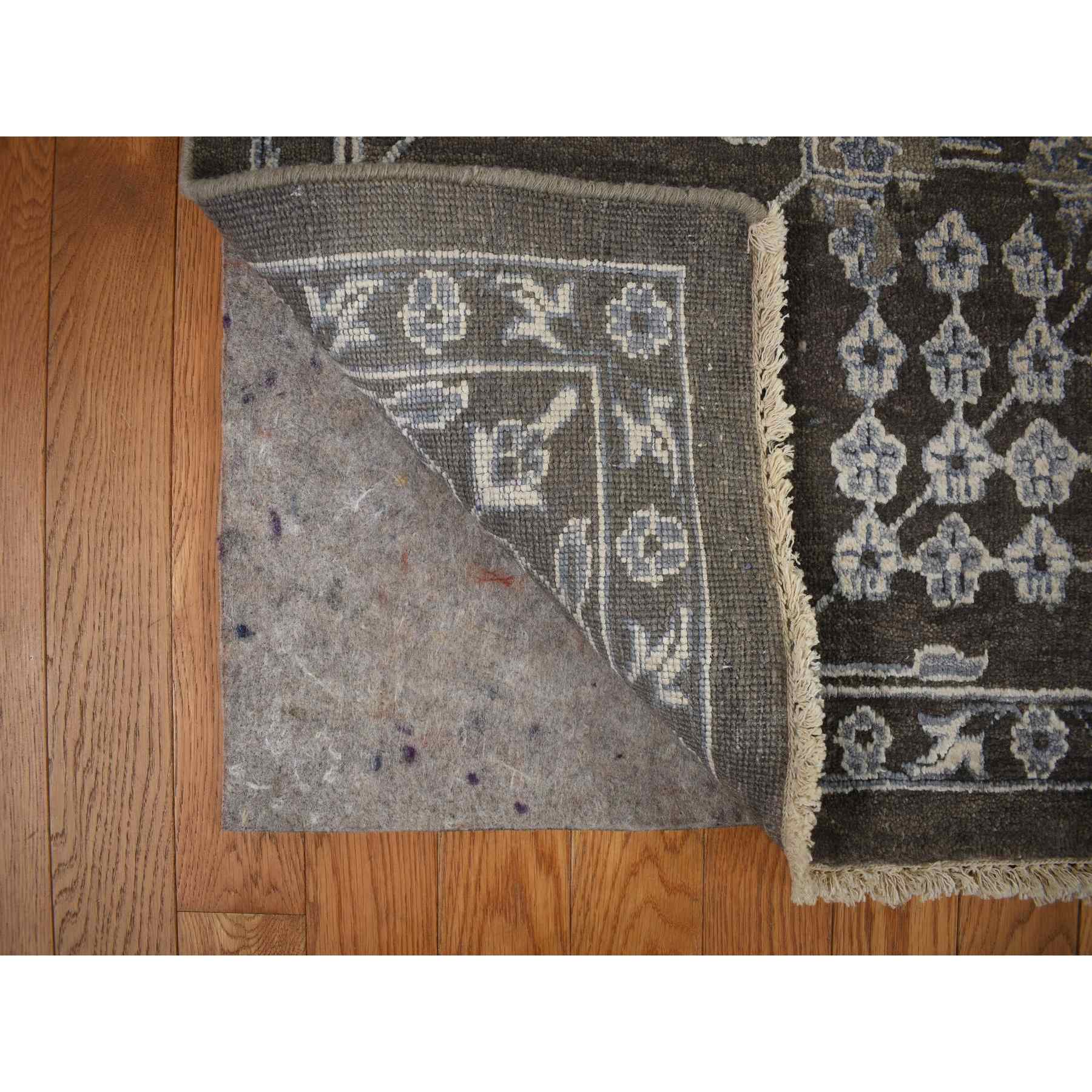 Modern-and-Contemporary-Hand-Knotted-Rug-390880