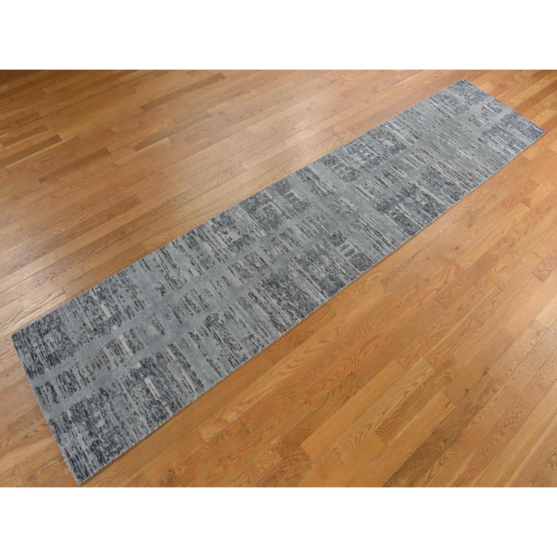 Modern-and-Contemporary-Hand-Knotted-Rug-391230