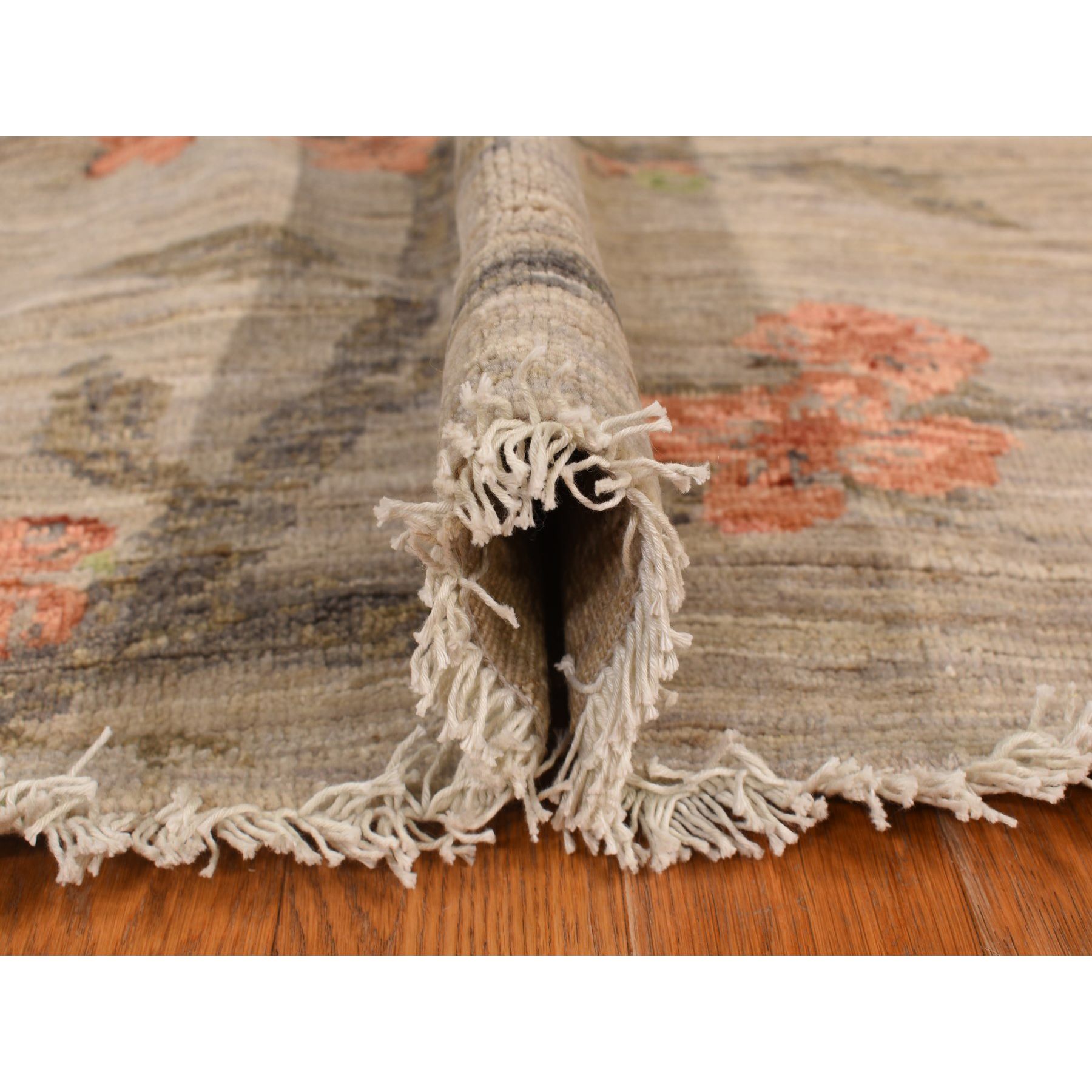 Modern-and-Contemporary-Hand-Knotted-Rug-391565