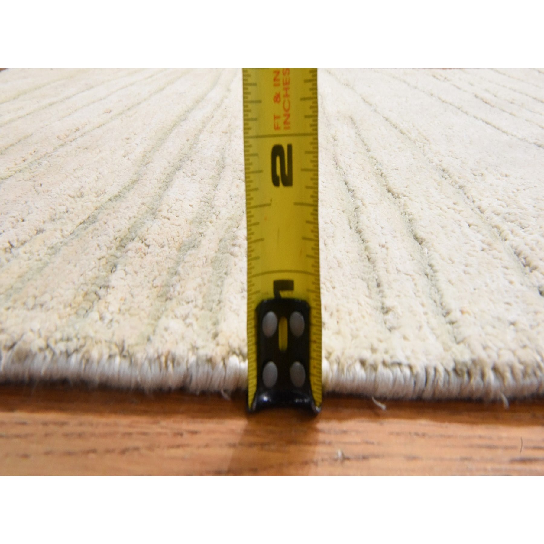 Modern-and-Contemporary-Hand-Knotted-Rug-392225