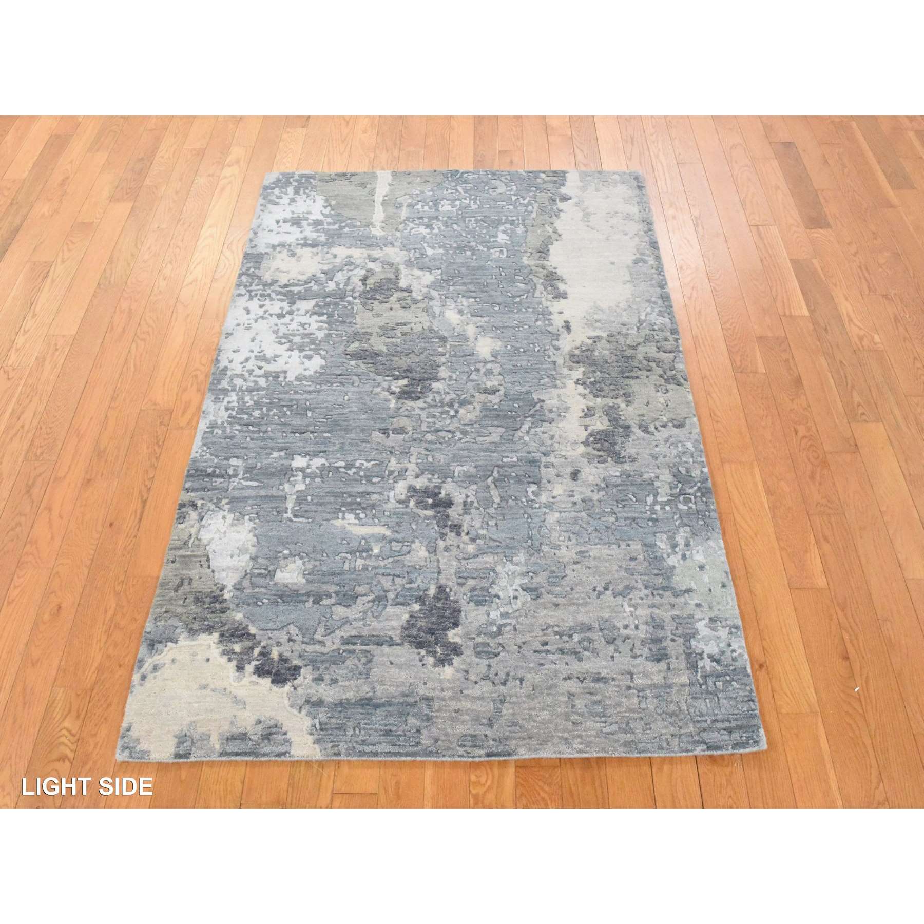Modern-and-Contemporary-Hand-Knotted-Rug-392295