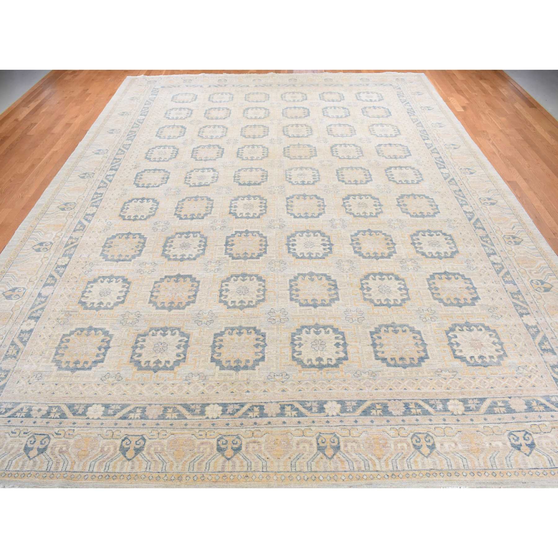 Oushak-And-Peshawar-Hand-Knotted-Rug-390060