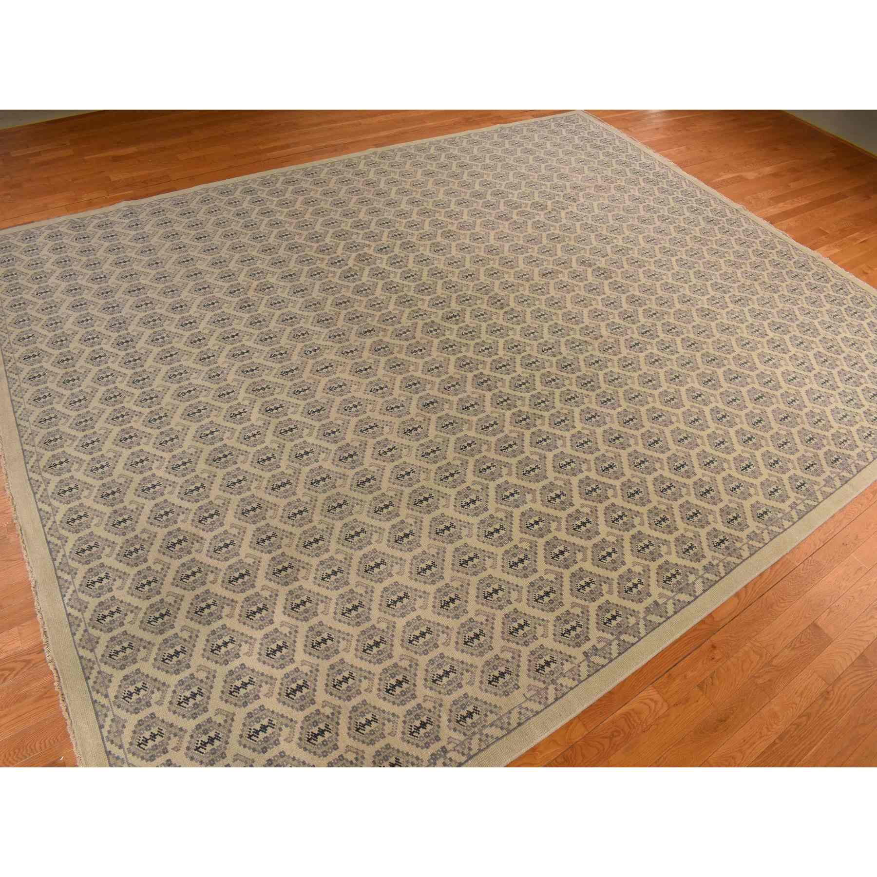 Oushak-And-Peshawar-Hand-Knotted-Rug-391320