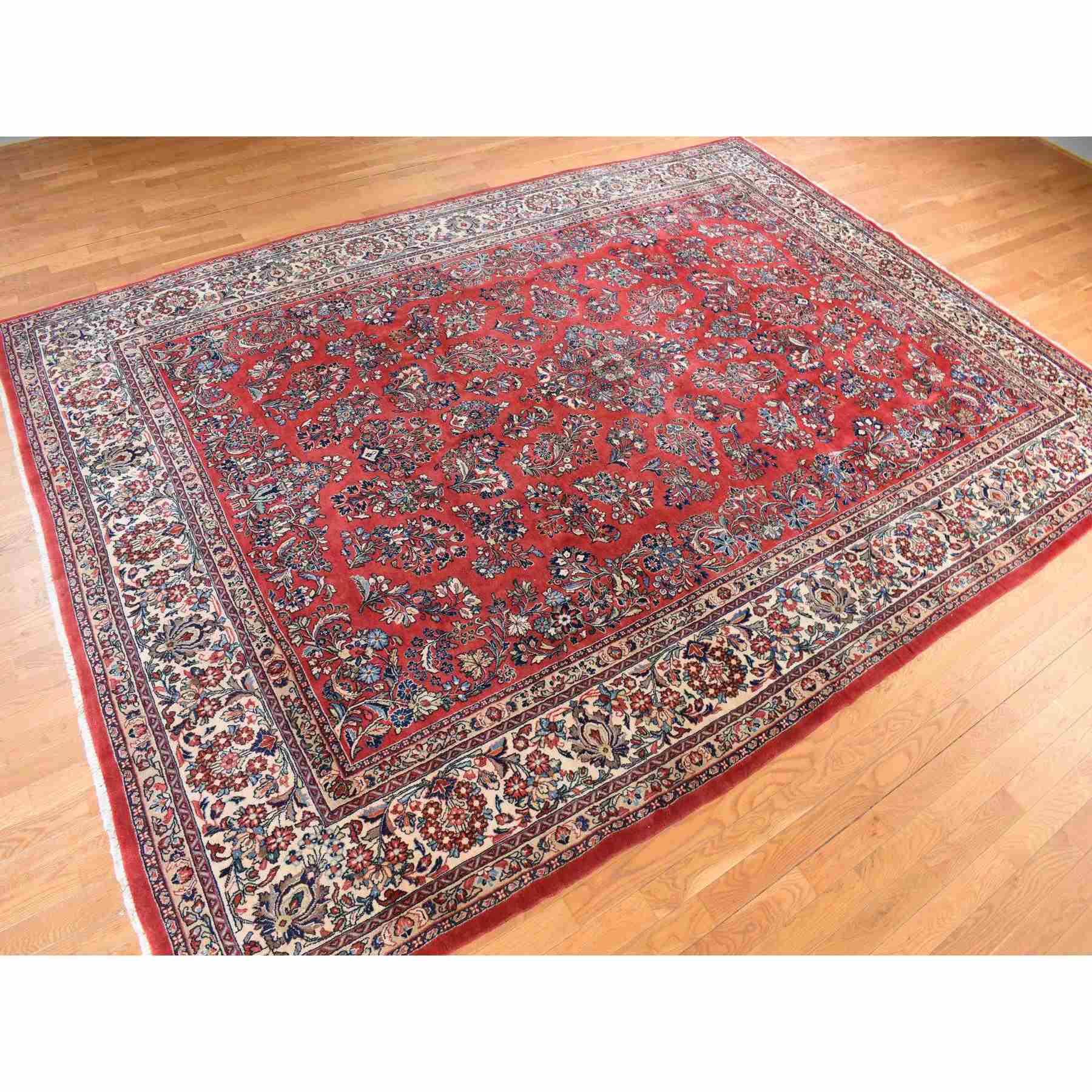 Persian-Hand-Knotted-Rug-391120