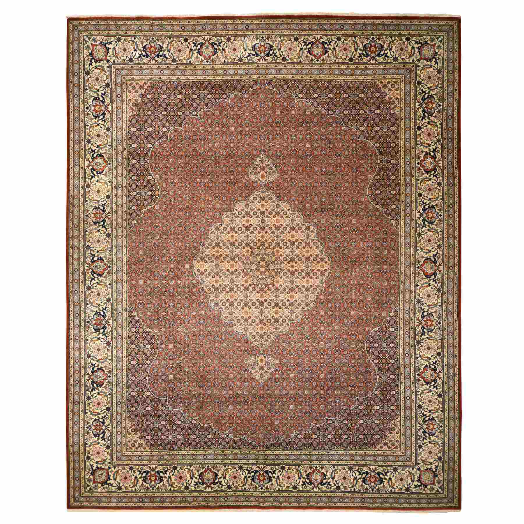 Persian-Hand-Knotted-Rug-391290