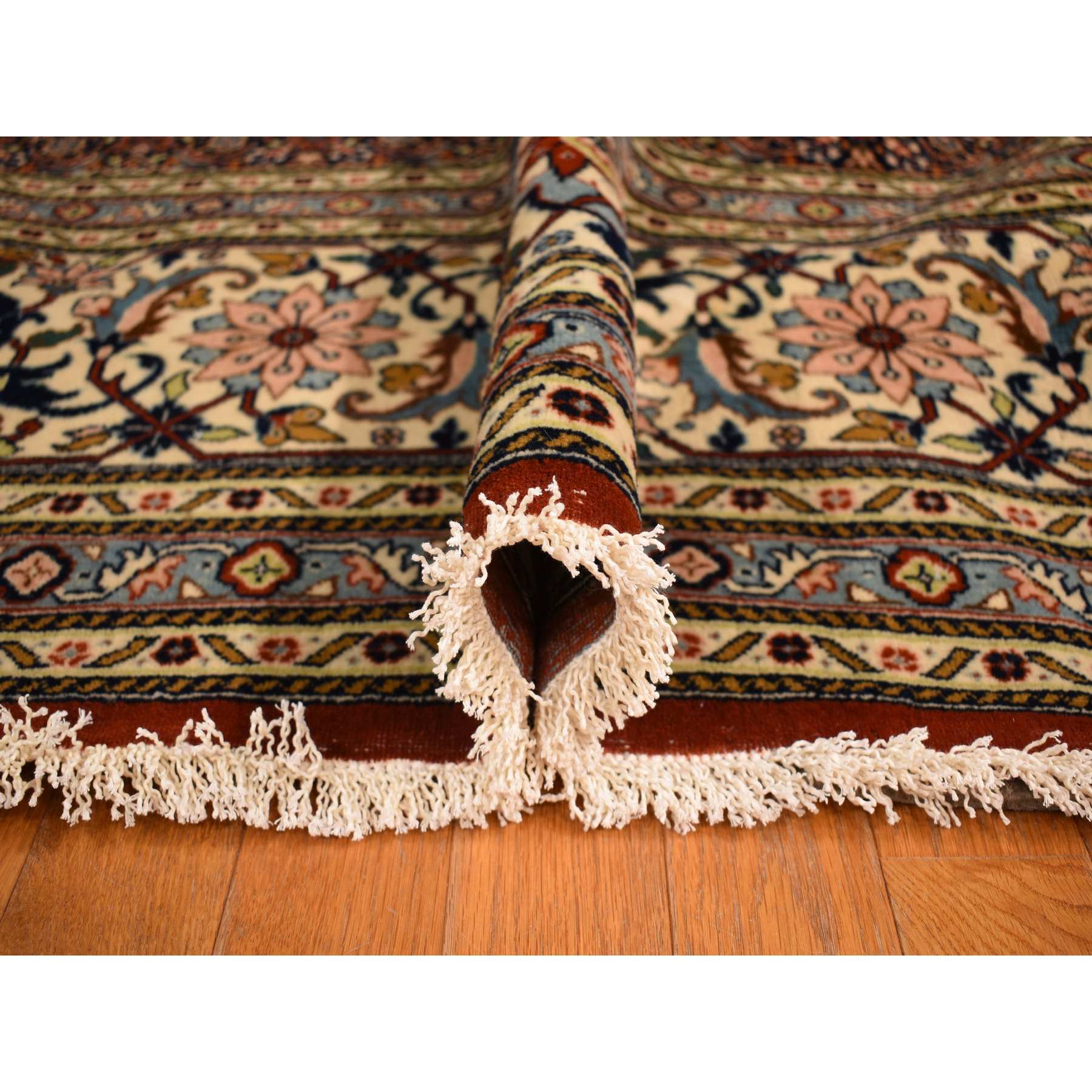 Persian-Hand-Knotted-Rug-391290