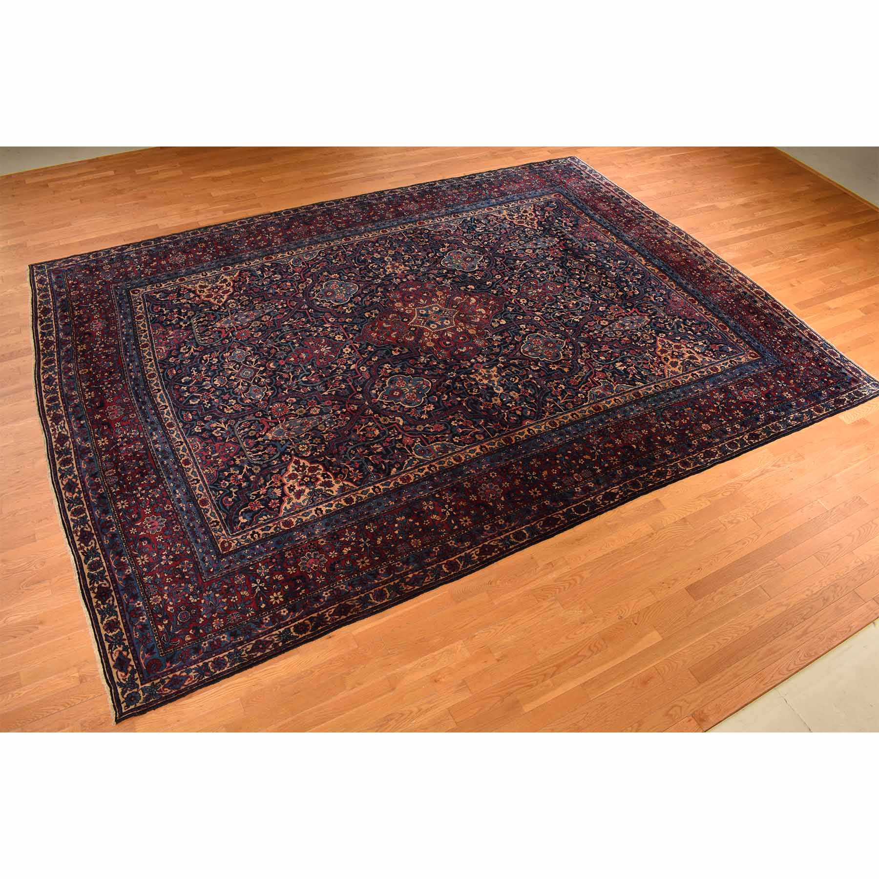 Persian-Hand-Knotted-Rug-391355