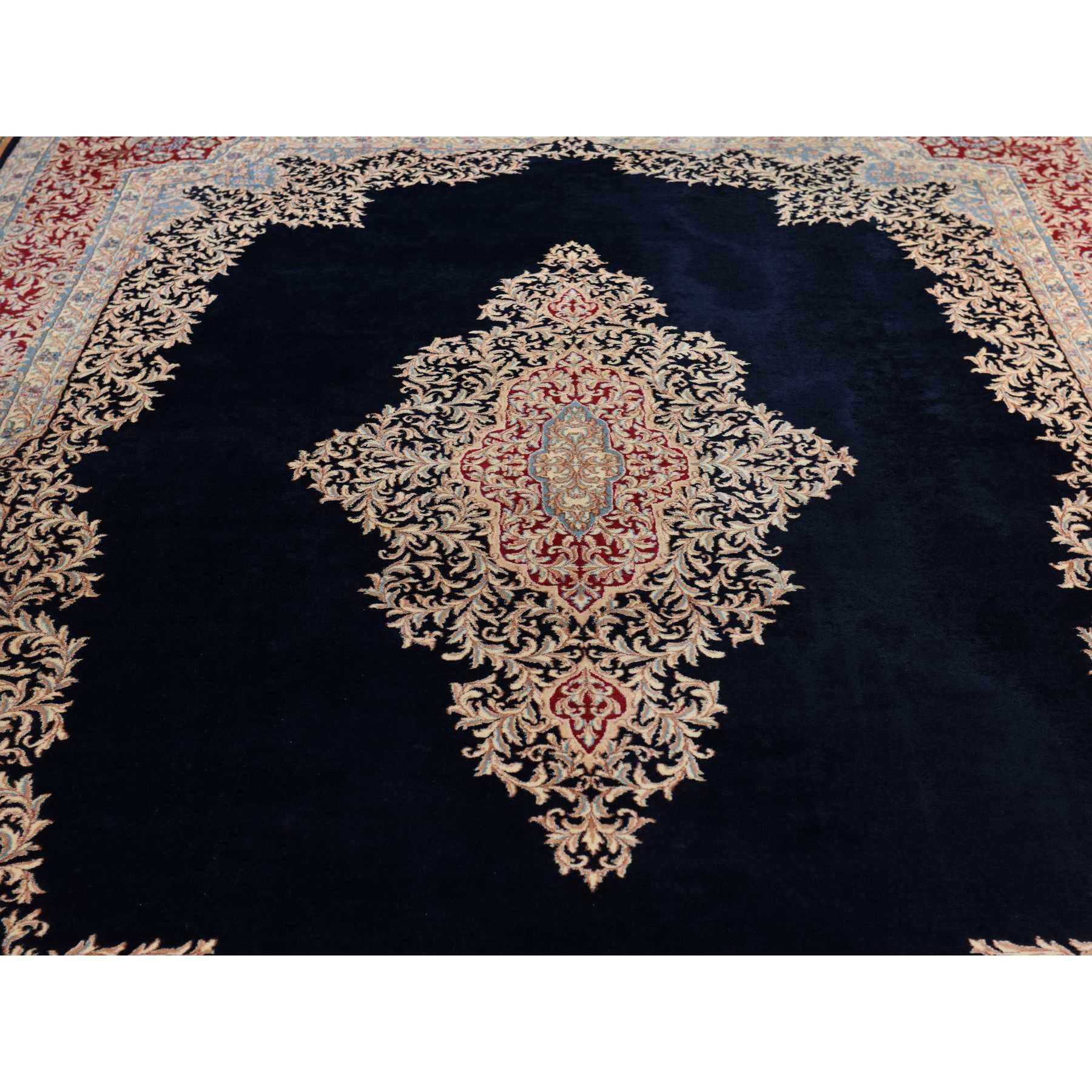 Persian-Hand-Knotted-Rug-391860