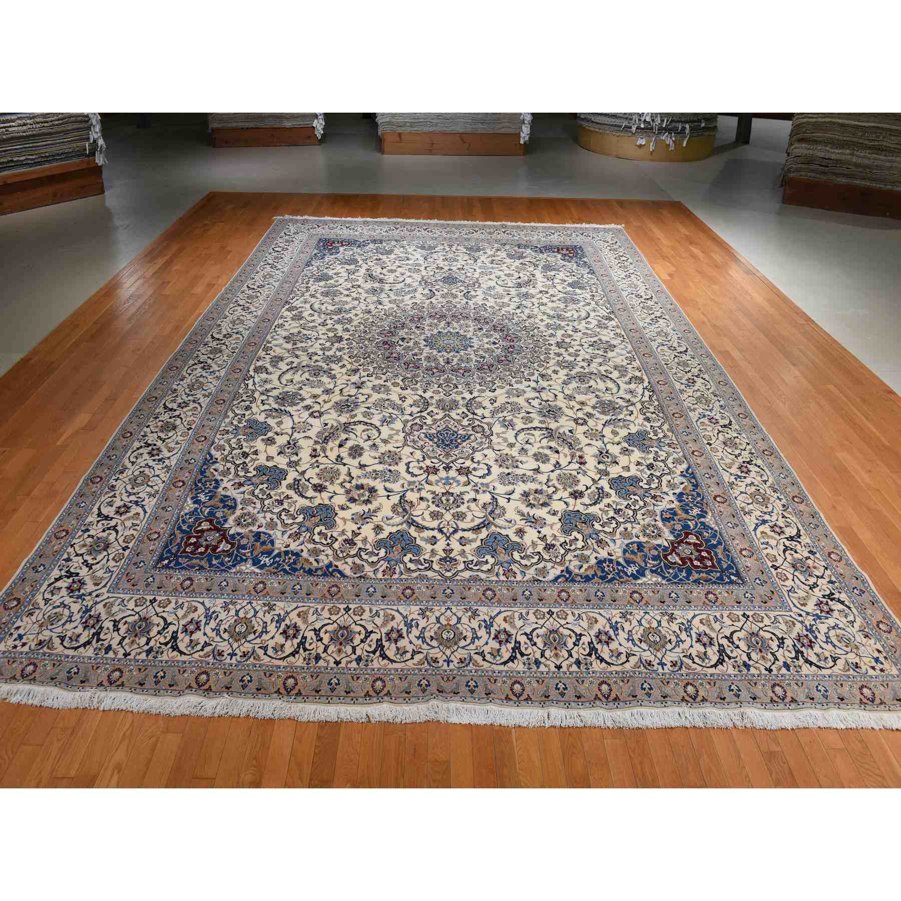 Persian-Hand-Knotted-Rug-391875