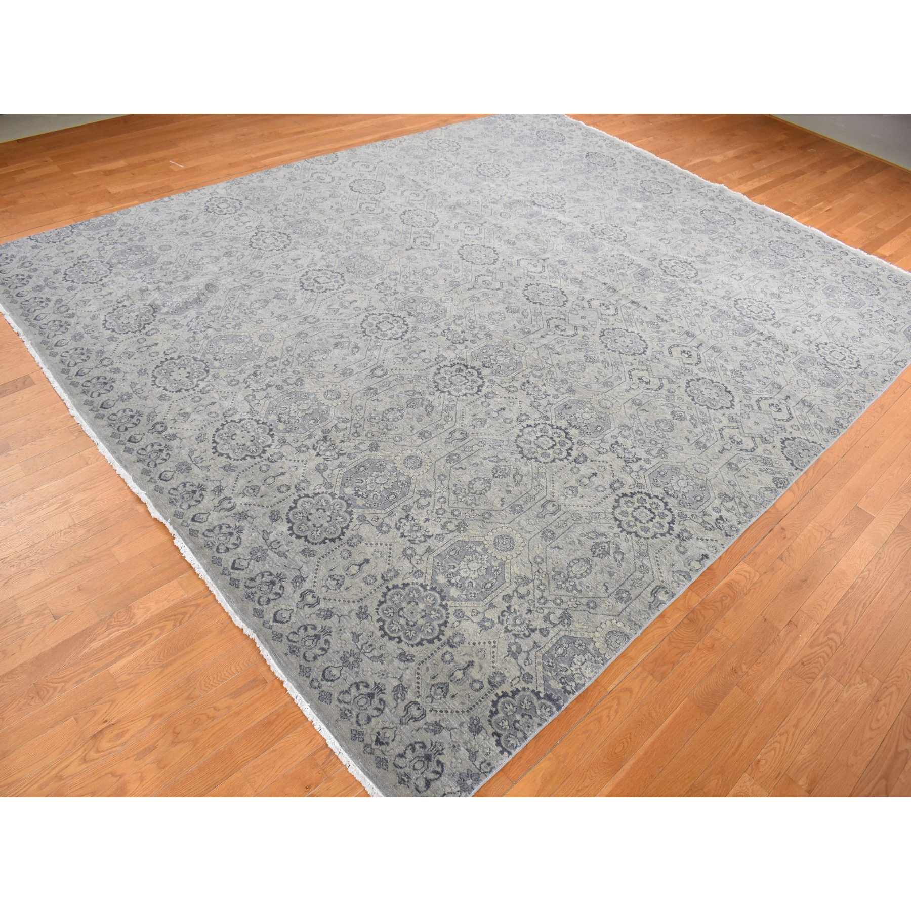 Transitional-Hand-Knotted-Rug-390035