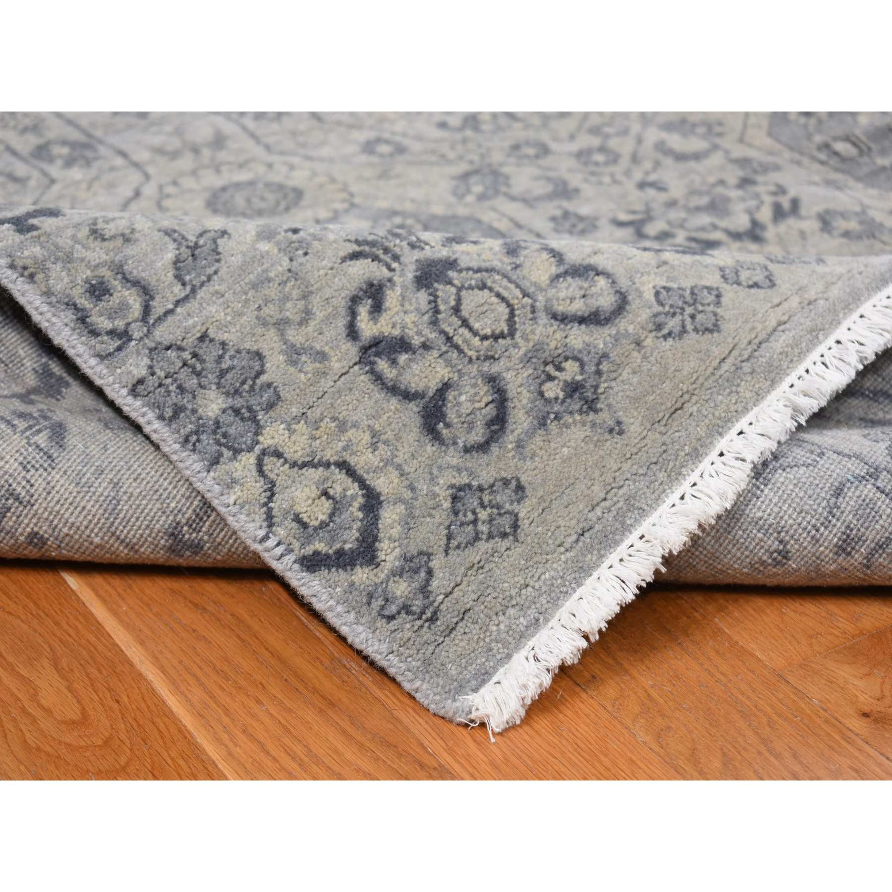 Transitional-Hand-Knotted-Rug-390035
