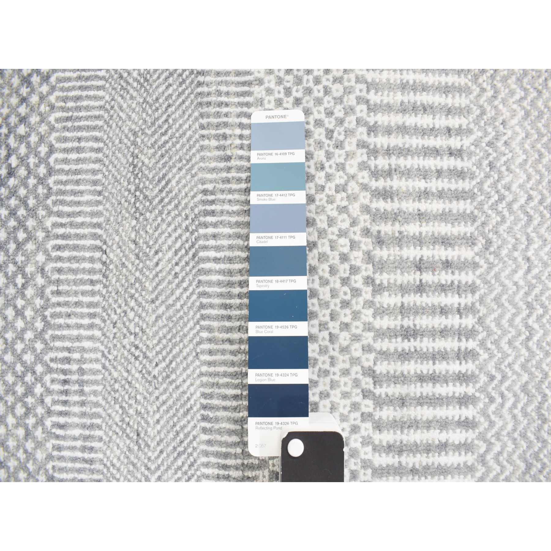 Transitional-Hand-Knotted-Rug-390335