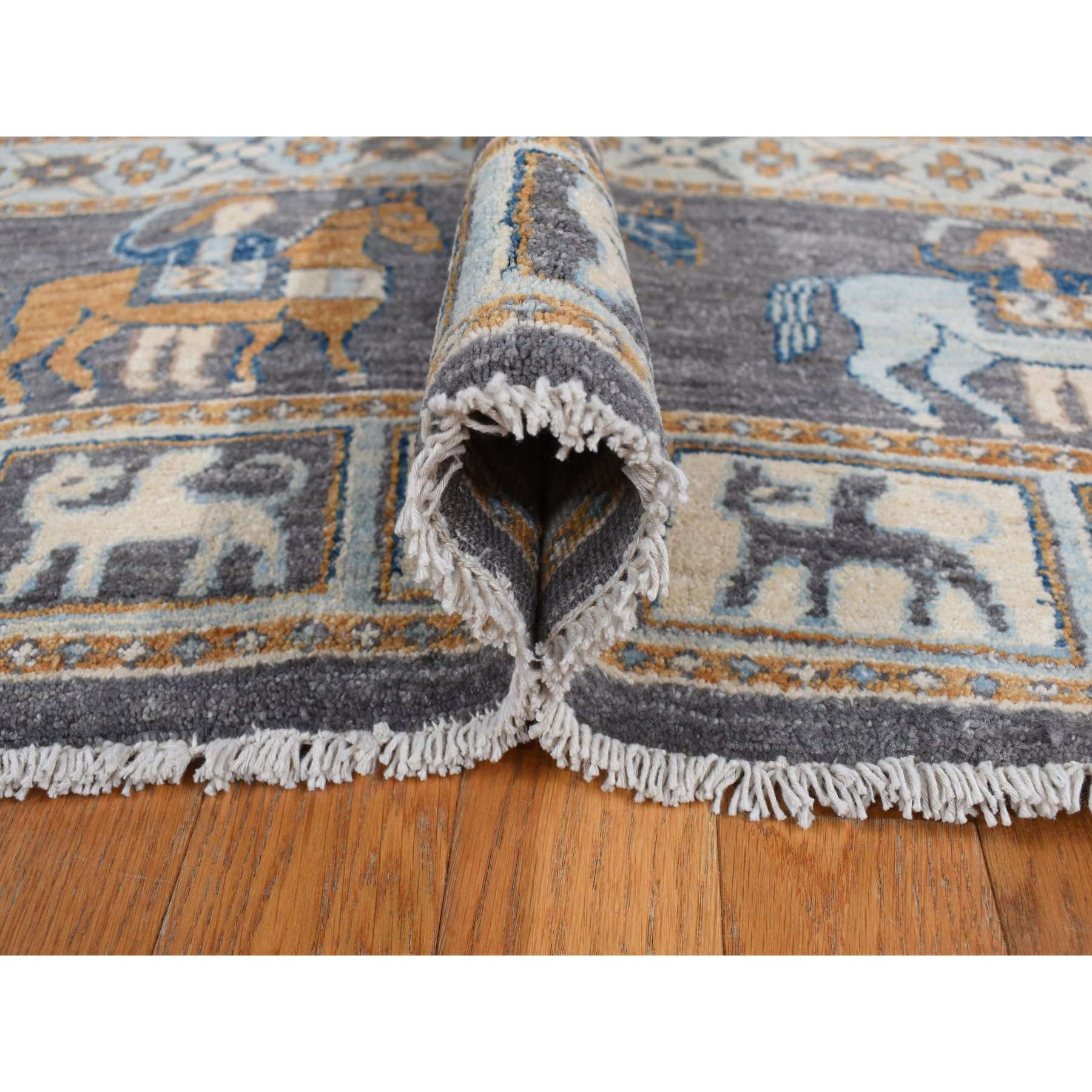 PAW RUG – warmgreytail