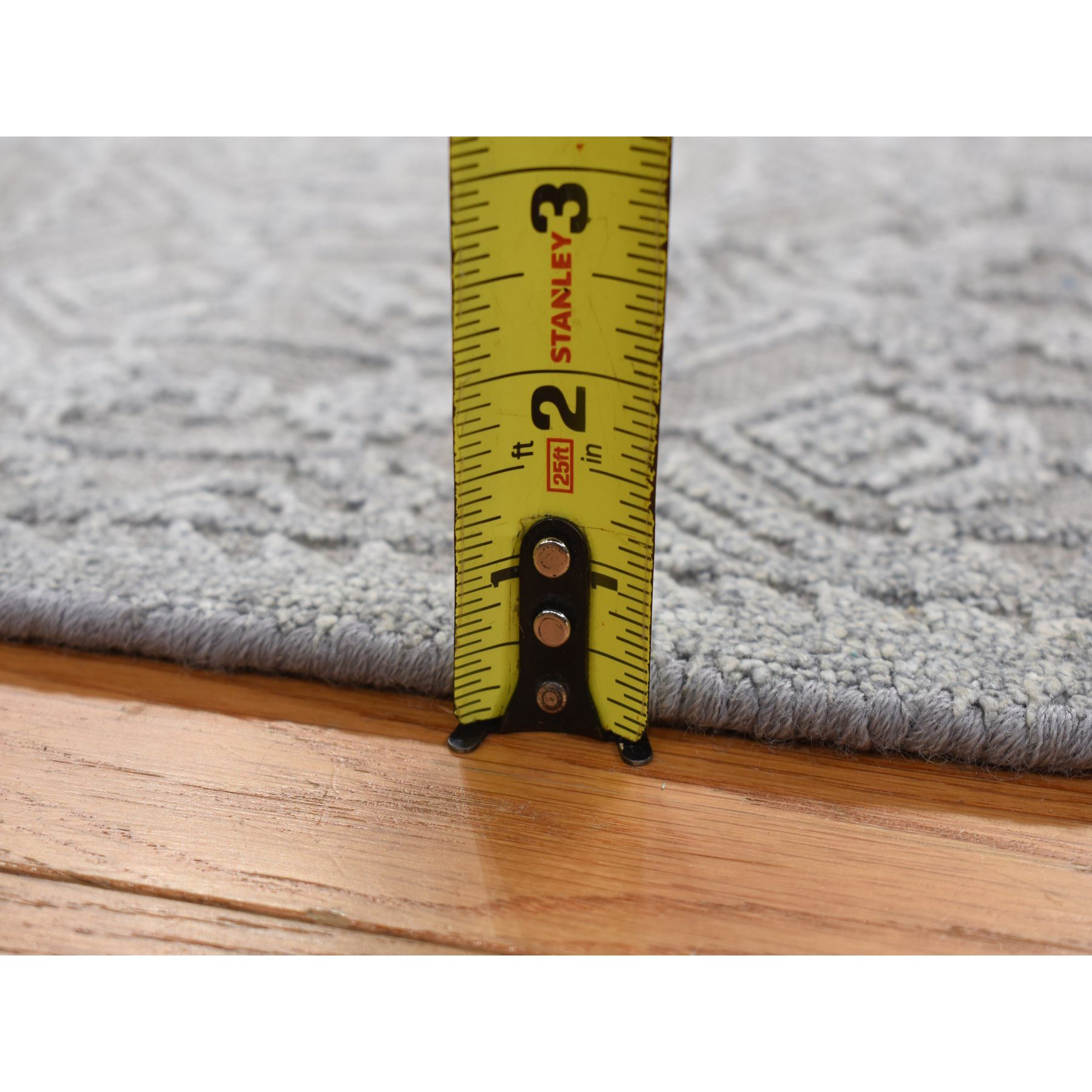 Wool-and-Silk-Hand-Knotted-Rug-390105