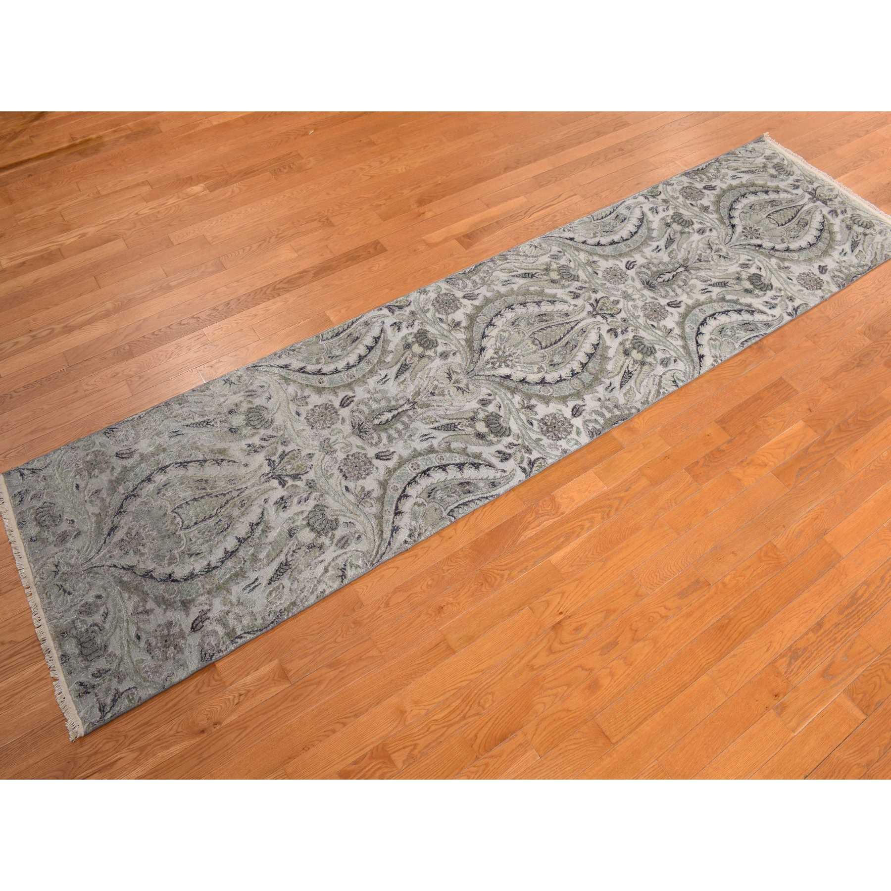 Wool-and-Silk-Hand-Knotted-Rug-391410