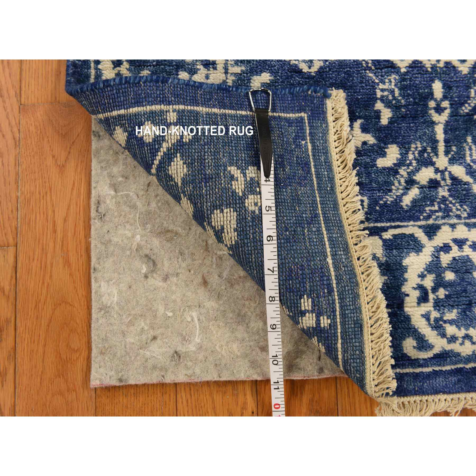 Wool-and-Silk-Hand-Knotted-Rug-391830