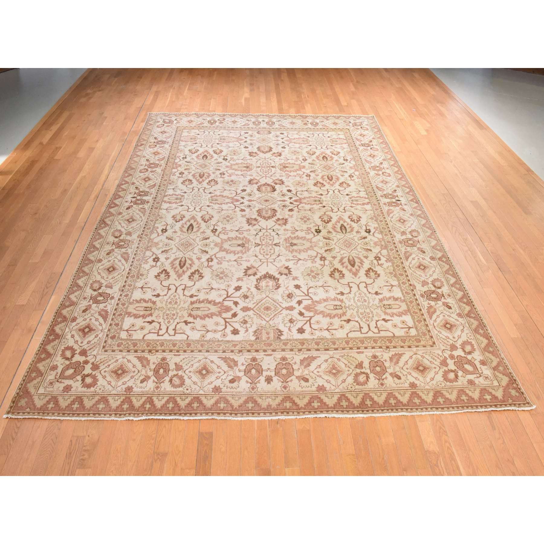Antique-Hand-Knotted-Rug-392590