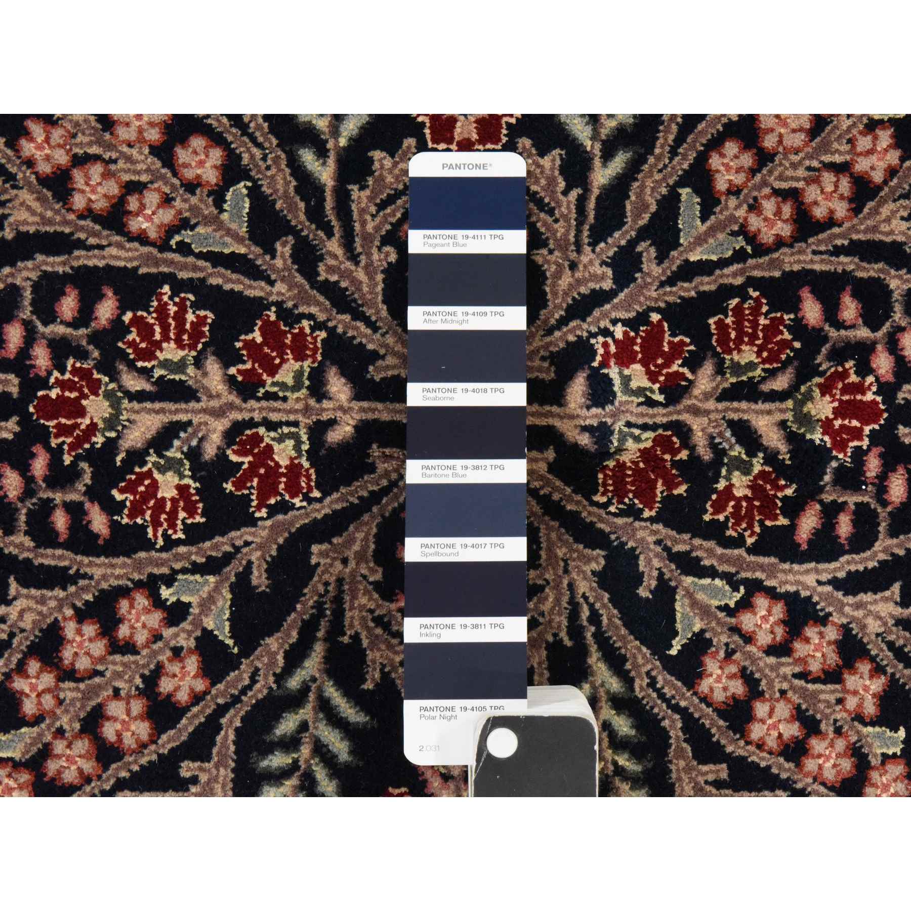 Fine-Oriental-Hand-Knotted-Rug-392825