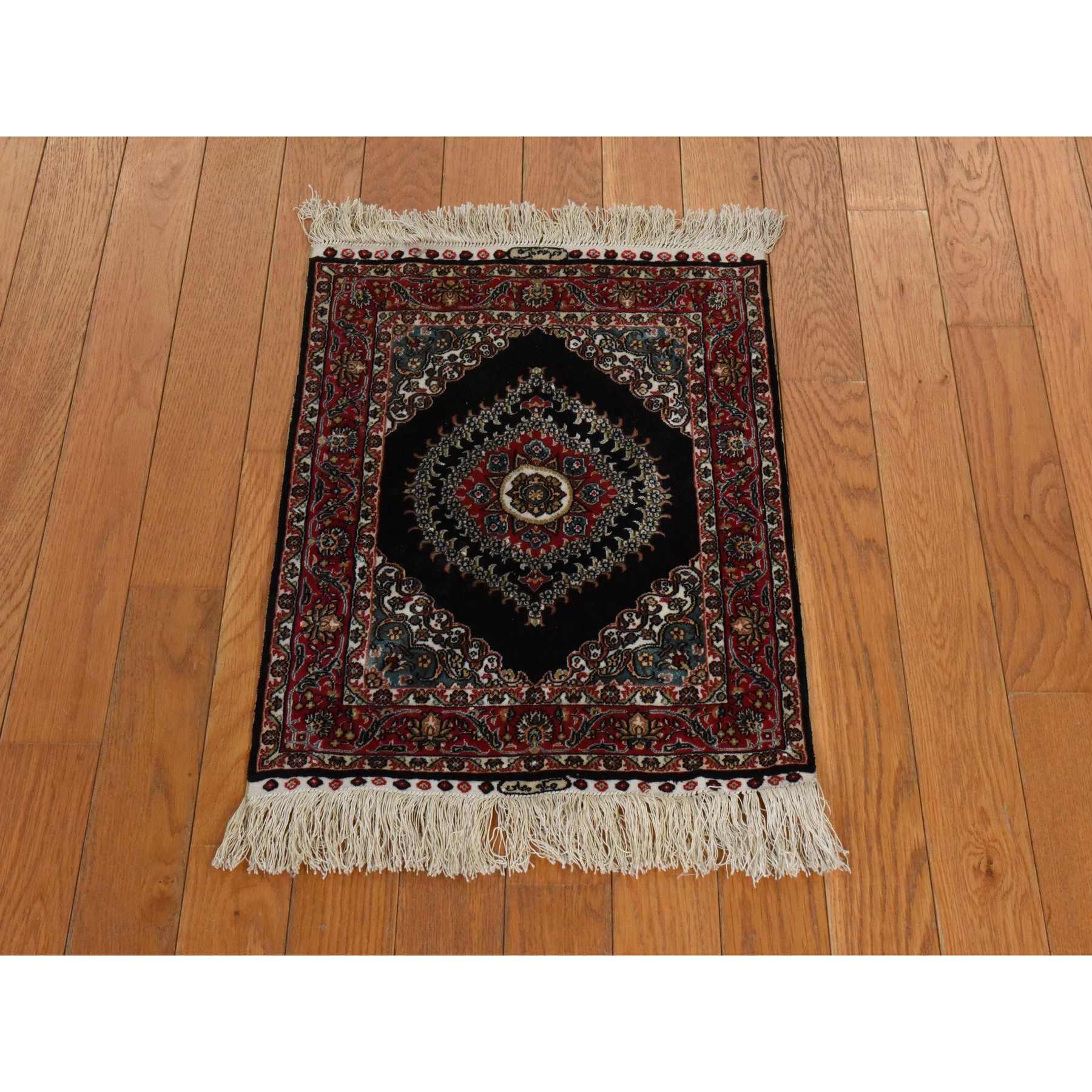 Fine-Oriental-Hand-Knotted-Rug-392960